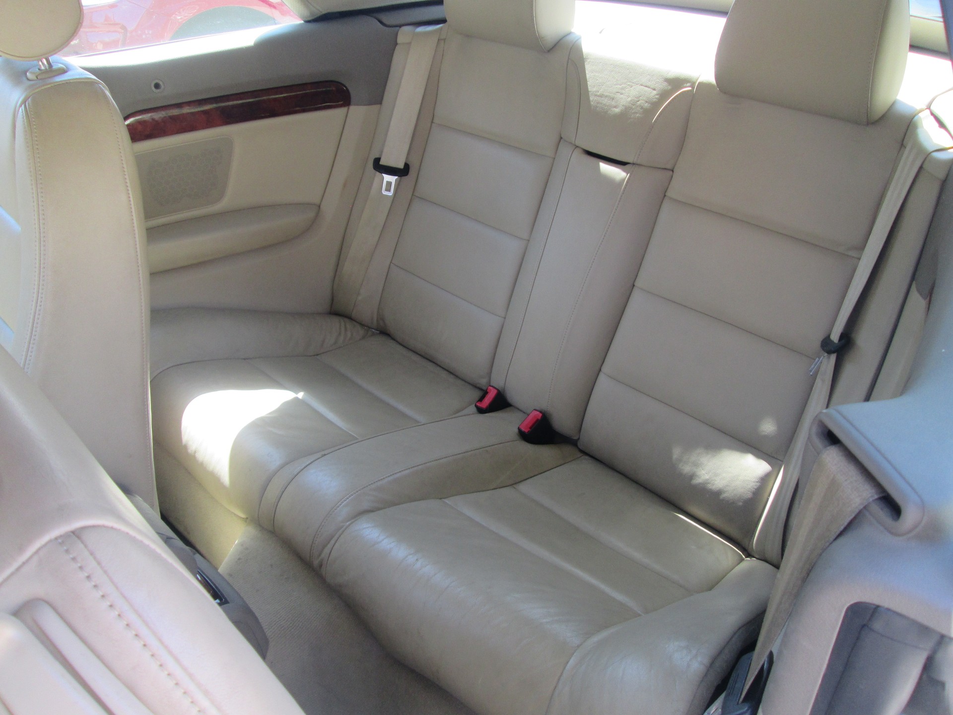 AUDI A4 Cabriolet 1.8 Turbo-image-8