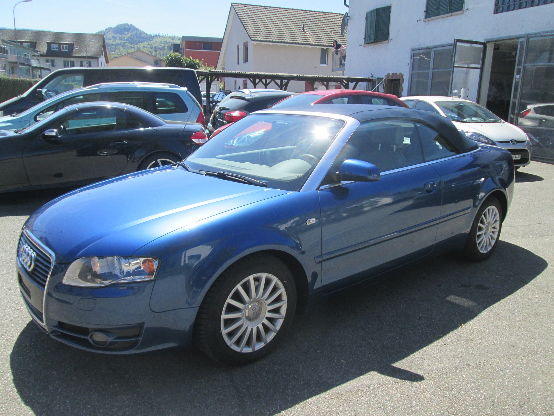 AUDI A4 Cabriolet 1.8 Turbo-image-0