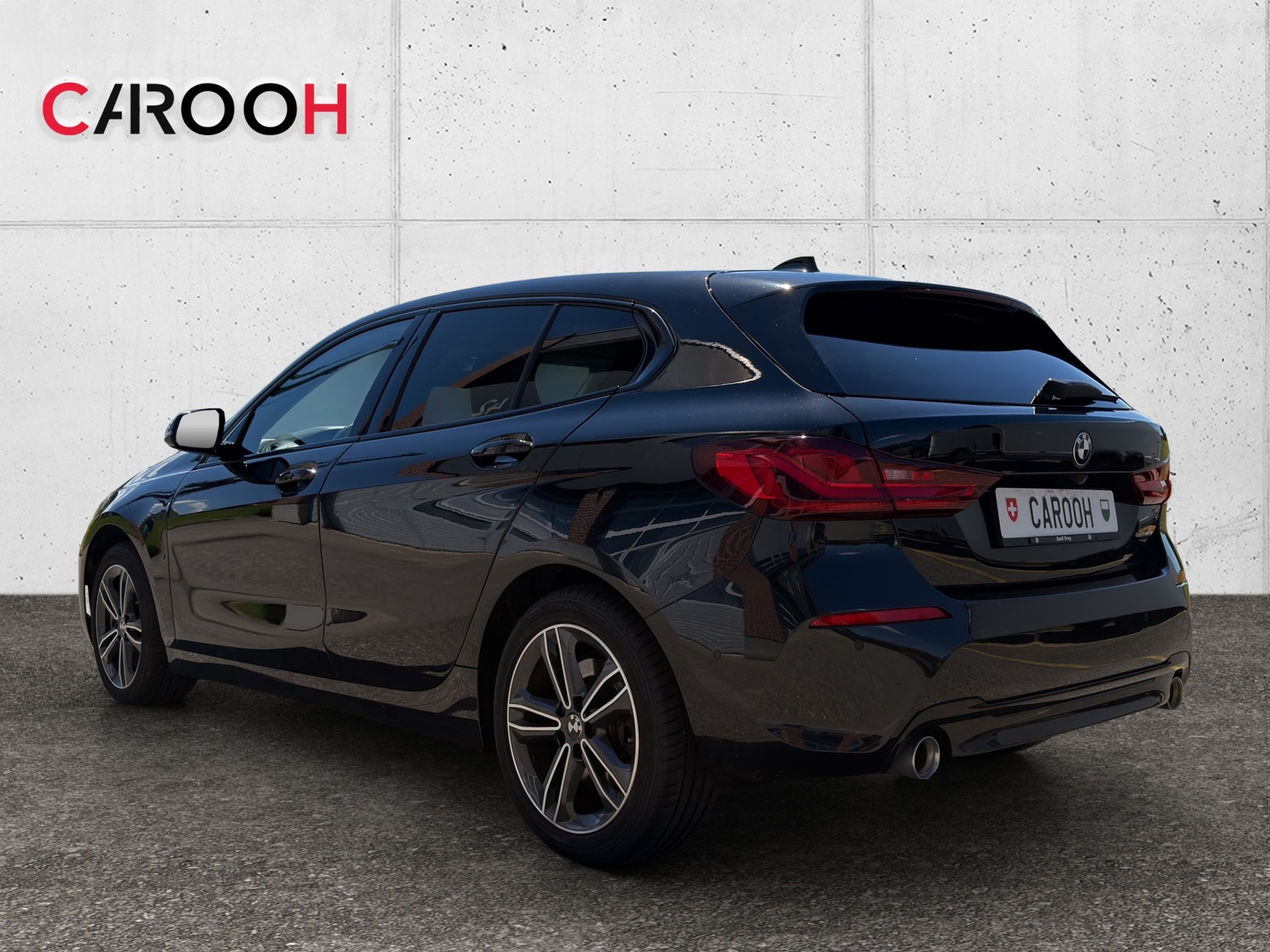 BMW 120i Sport Line Steptronic-image-4