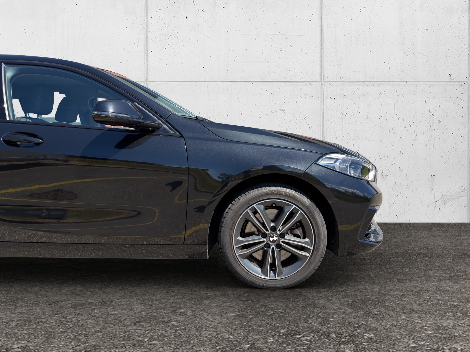 BMW 120i Sport Line Steptronic-image-9