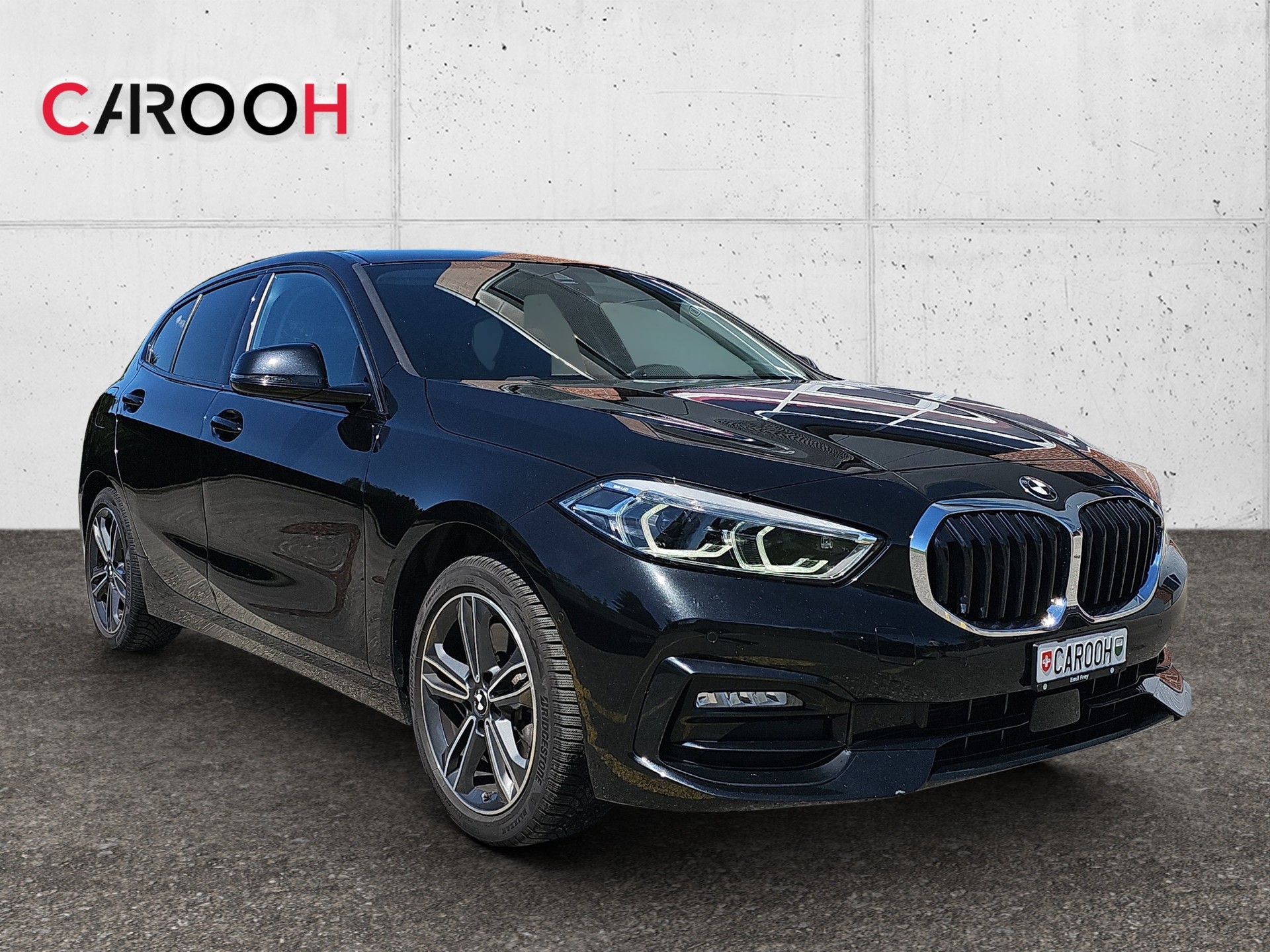 BMW 120i Sport Line Steptronic-image-0