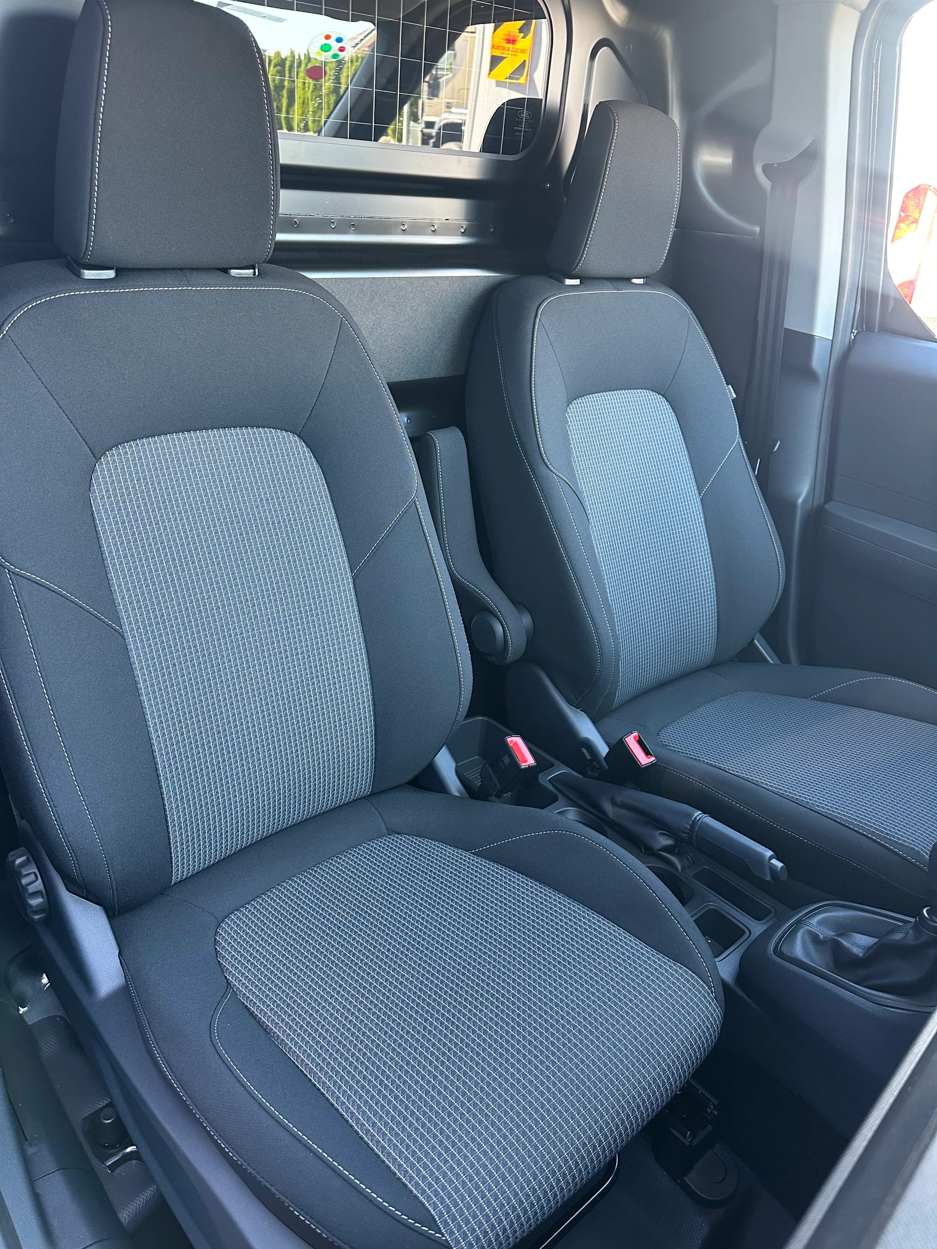 FORD Transit Courier van 1.0 EcoBoo Trend/100CV/Man.-image-13