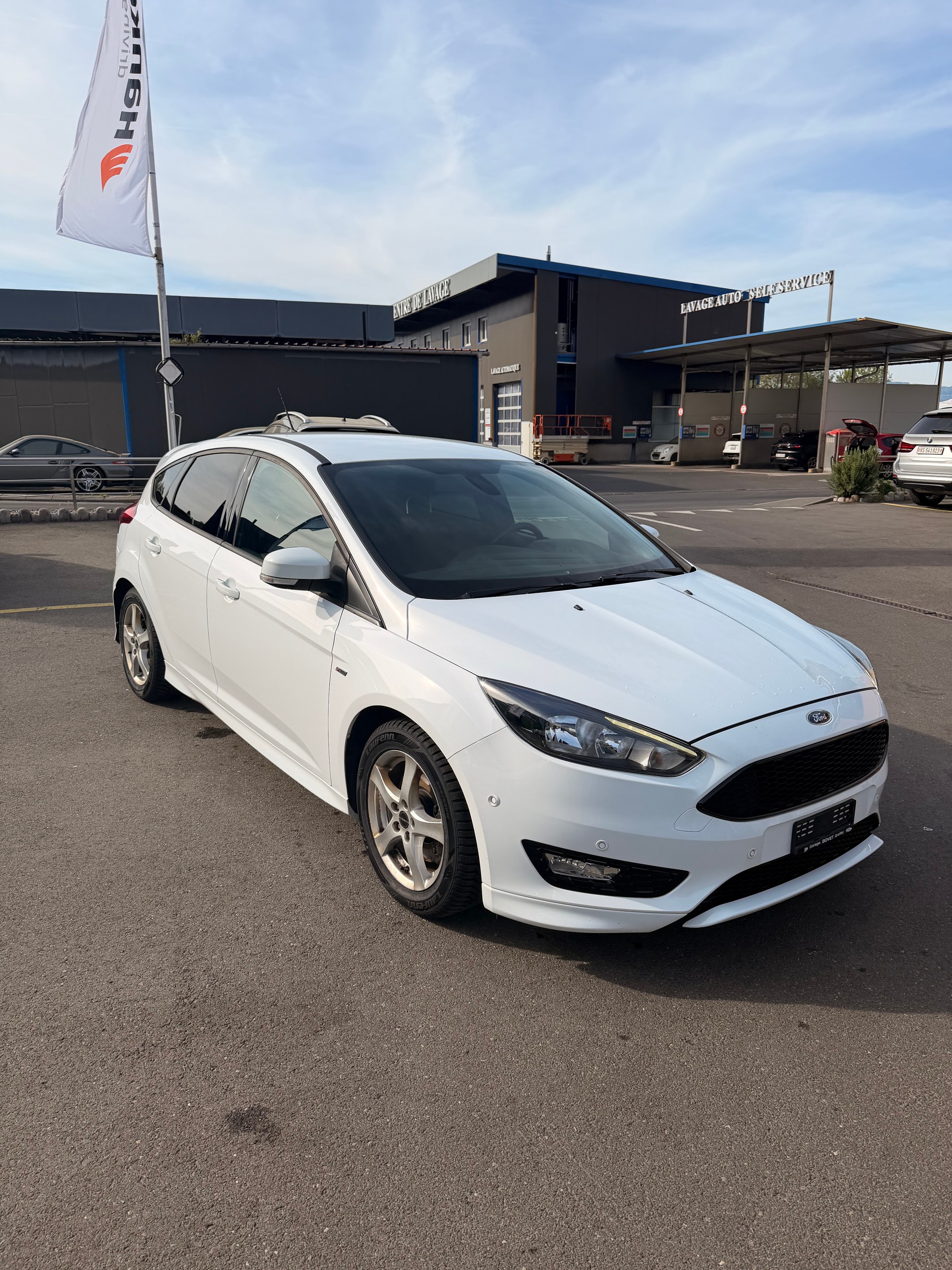 FORD Focus 1.5 SCTi ST Line-image-1