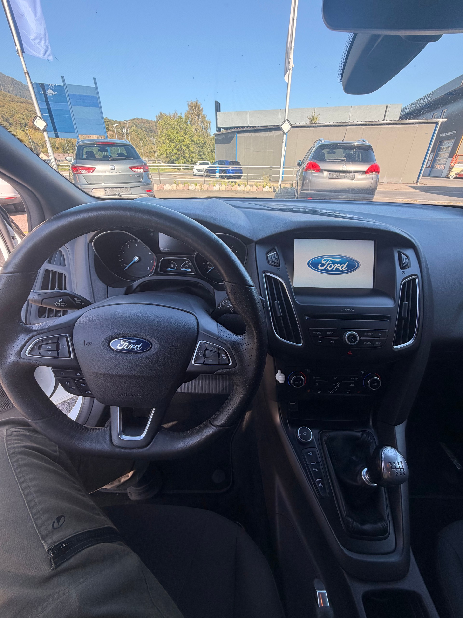 FORD Focus 1.5 SCTi ST Line-image-7