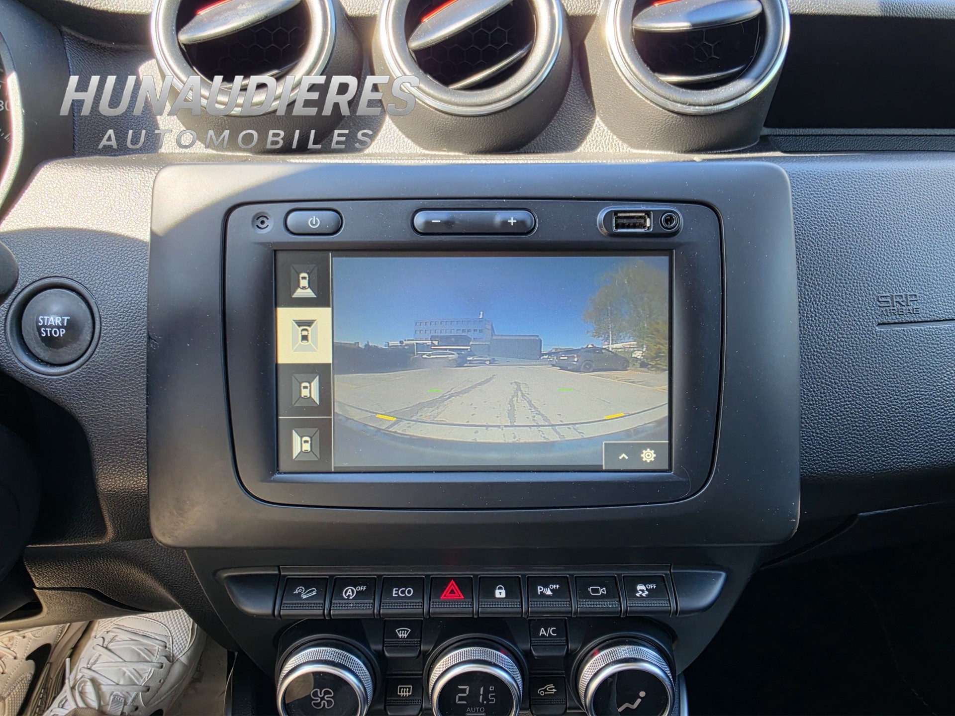 DACIA Duster SCe 115 Comfort 4x4-image-3