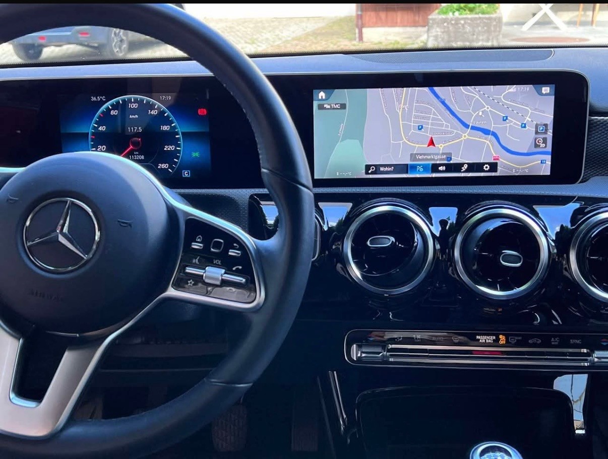 MERCEDES-BENZ A 200 Progressive-image-12