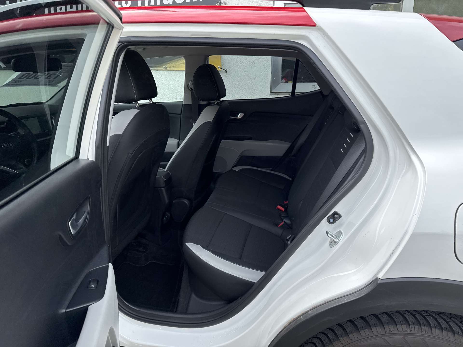 KIA Stonic 1.0 T-GDi Automat Top-Preis-image-7