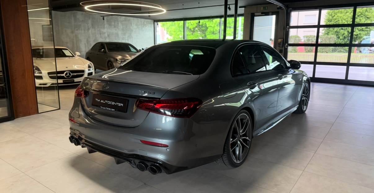 MERCEDES-BENZ AMG E 53 4Matic+ Speedshift 9G-TCT-image-3