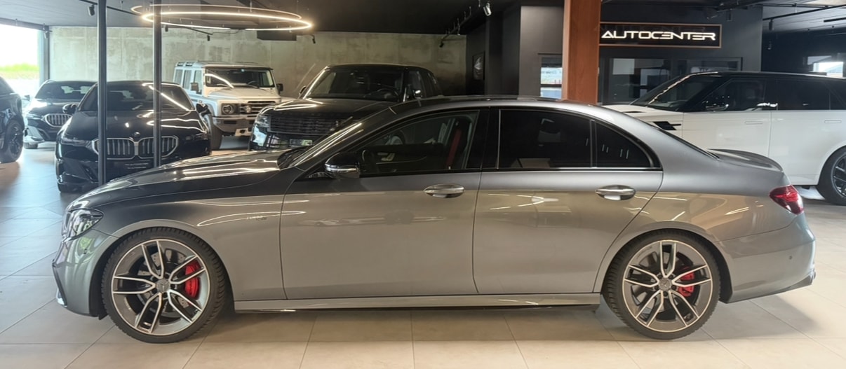 MERCEDES-BENZ AMG E 53 4Matic+ Speedshift 9G-TCT-image-4