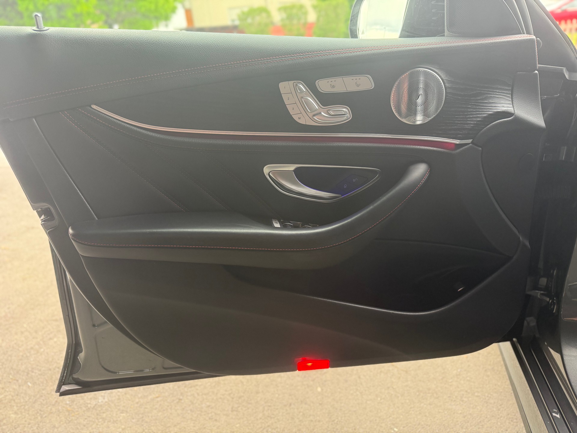 MERCEDES-BENZ AMG E 53 4Matic+ Speedshift 9G-TCT-image-9