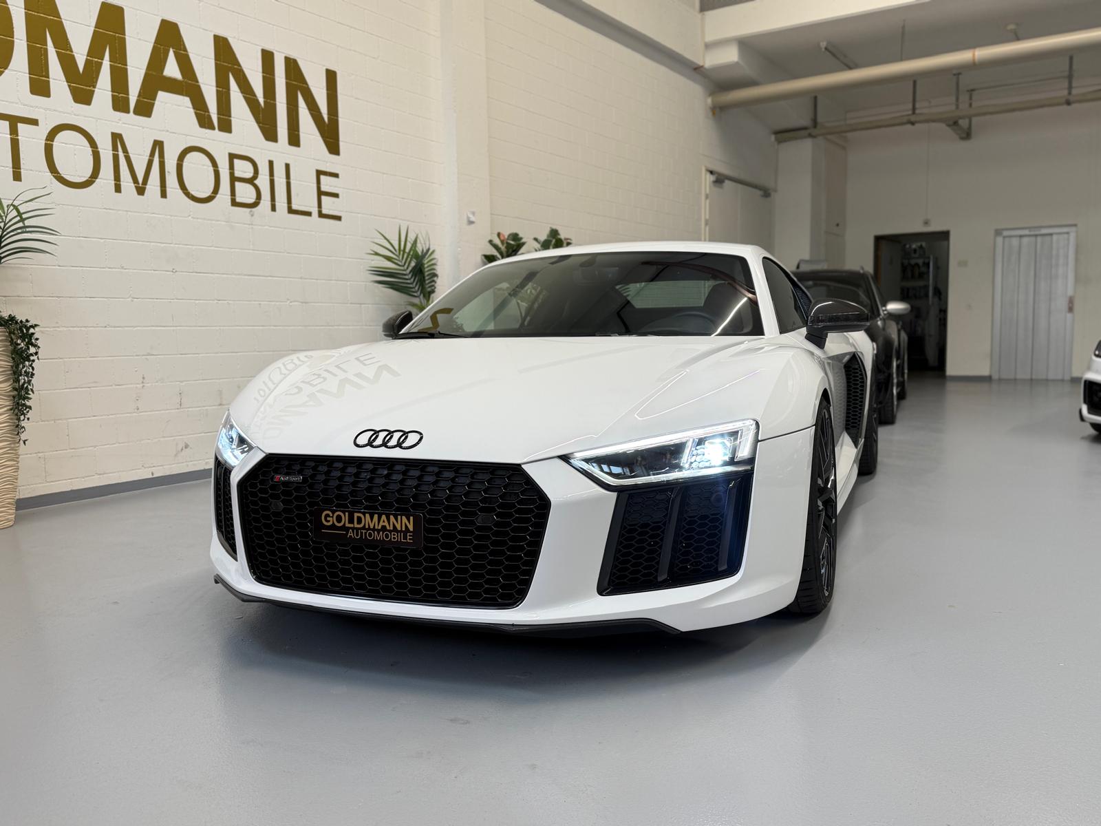 AUDI R8 Coupé 5.2 RWS S-Tronic-image-8