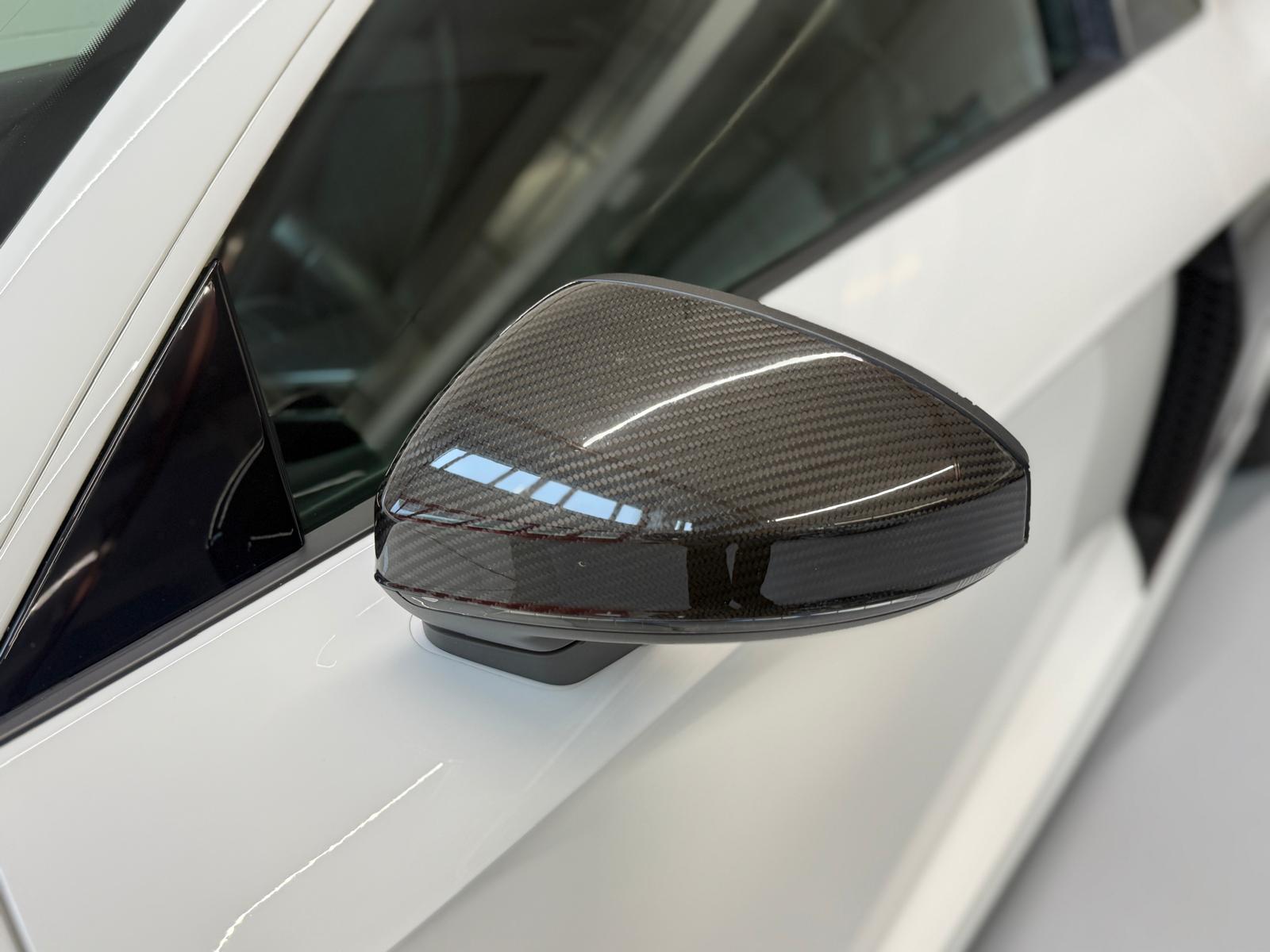 AUDI R8 Coupé 5.2 RWS S-Tronic-image-9