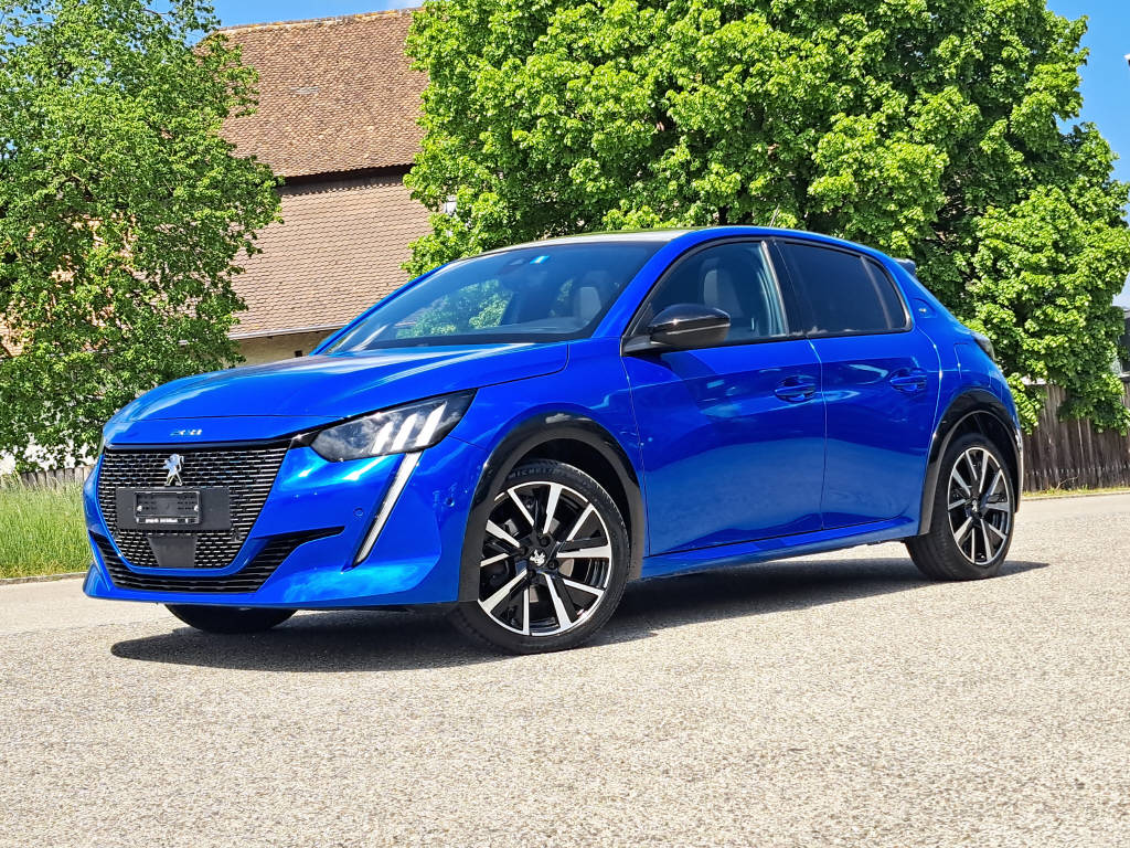 PEUGEOT 208 1.2 turbo 130cv GT + Toit vitré