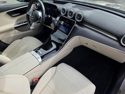 MERCEDES-BENZ C 220 d 4M Avgantgarde-image-4