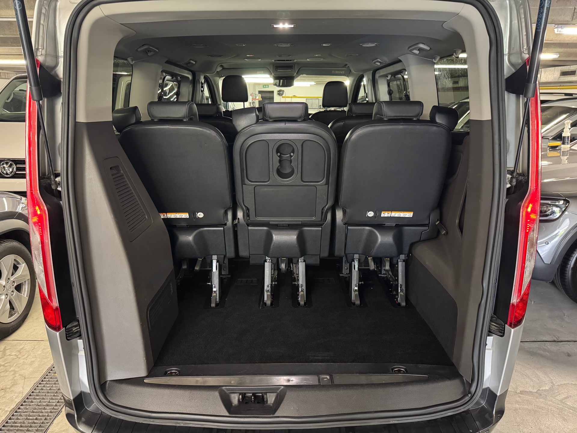 FORD Tourneo Custom 320 L1H1 Active-image-12