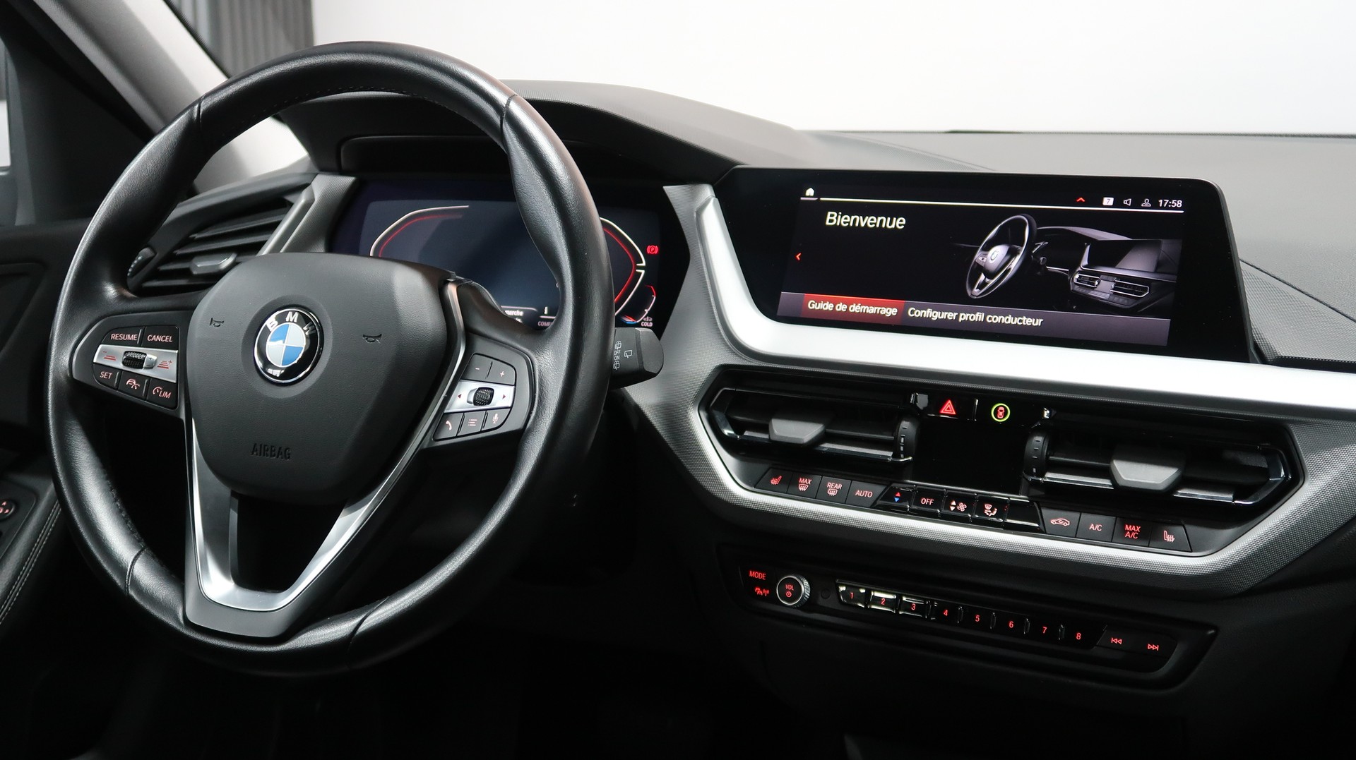 BMW 118i Steptronic / BMW GARANTIE-image-23