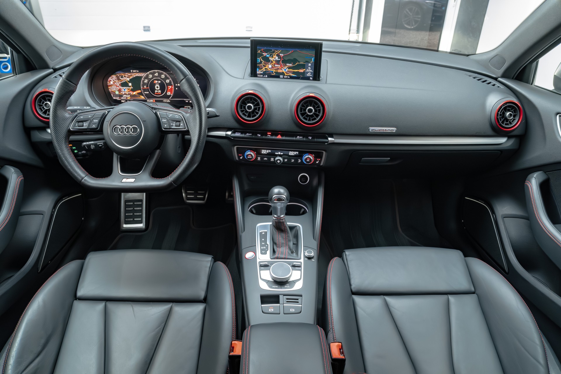 AUDI S3 Sportback 2.0 TFSI quattro S-tronic-image-6