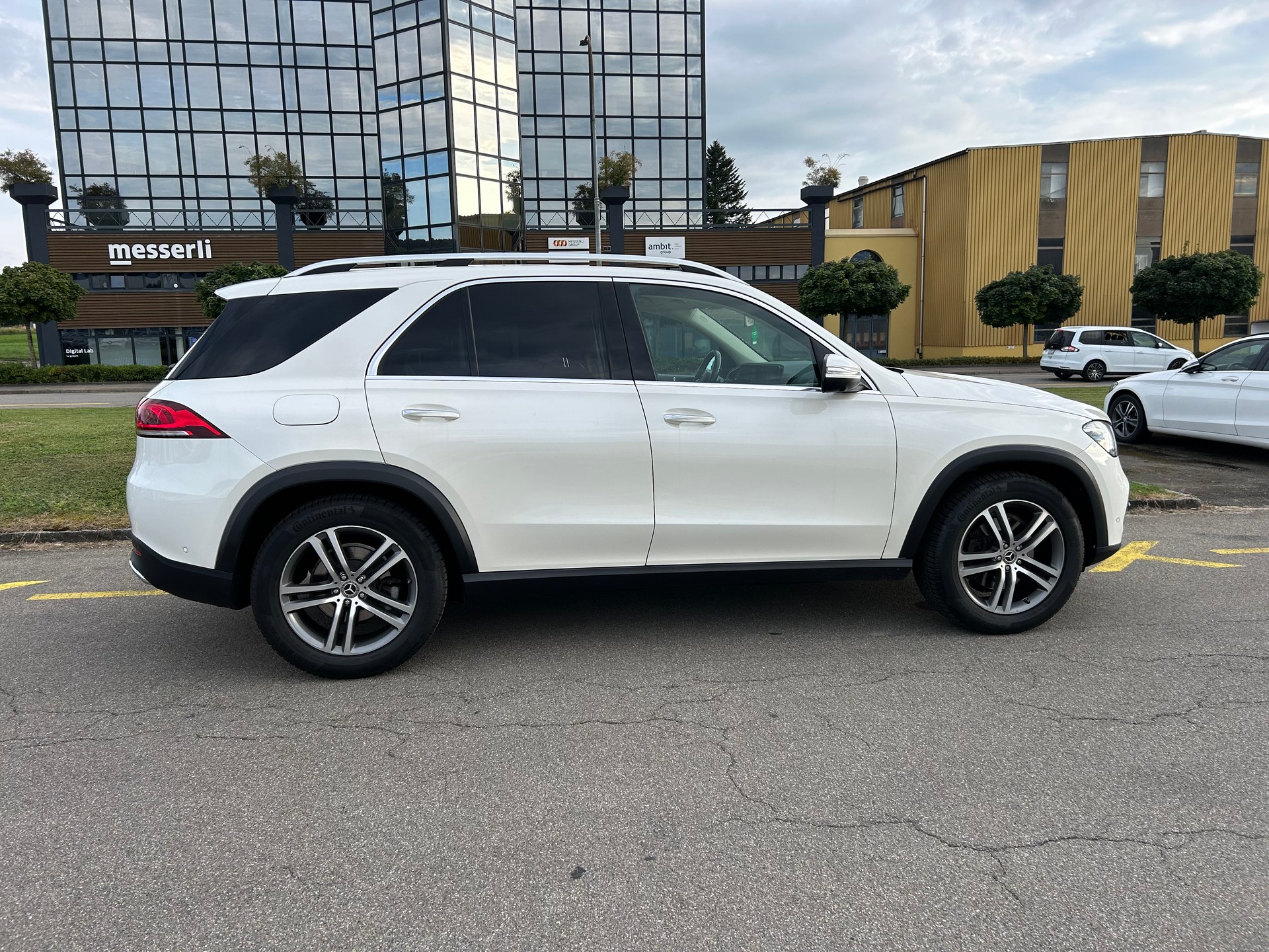 MERCEDES-BENZ GLE 350 d 4Matic 9G-Tronic-image-8
