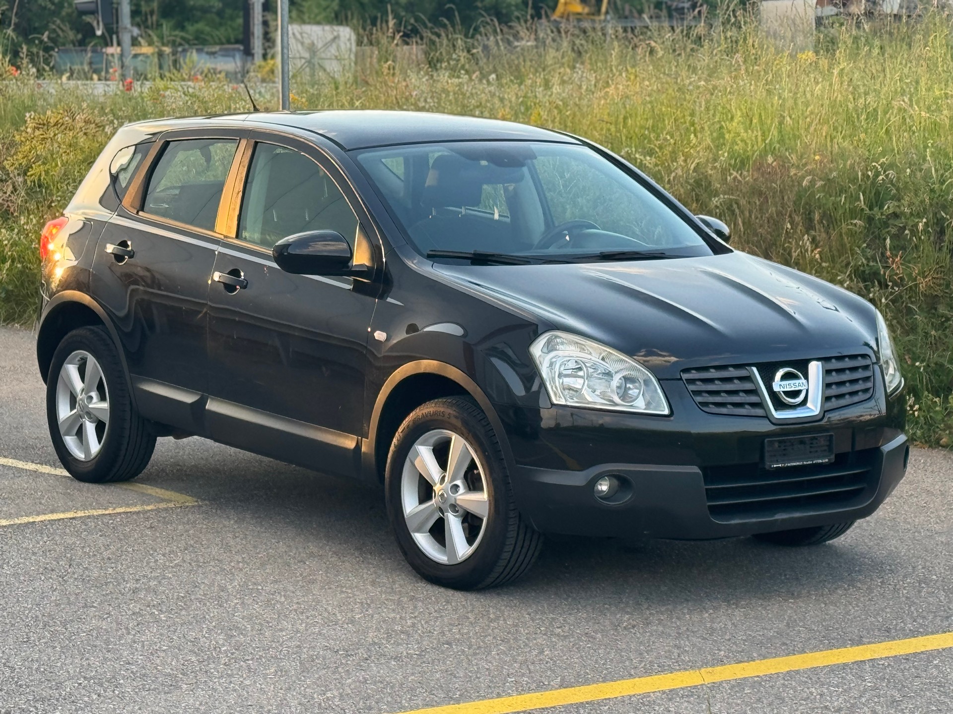 NISSAN Qashqai 2.0 4WD visia-image-2