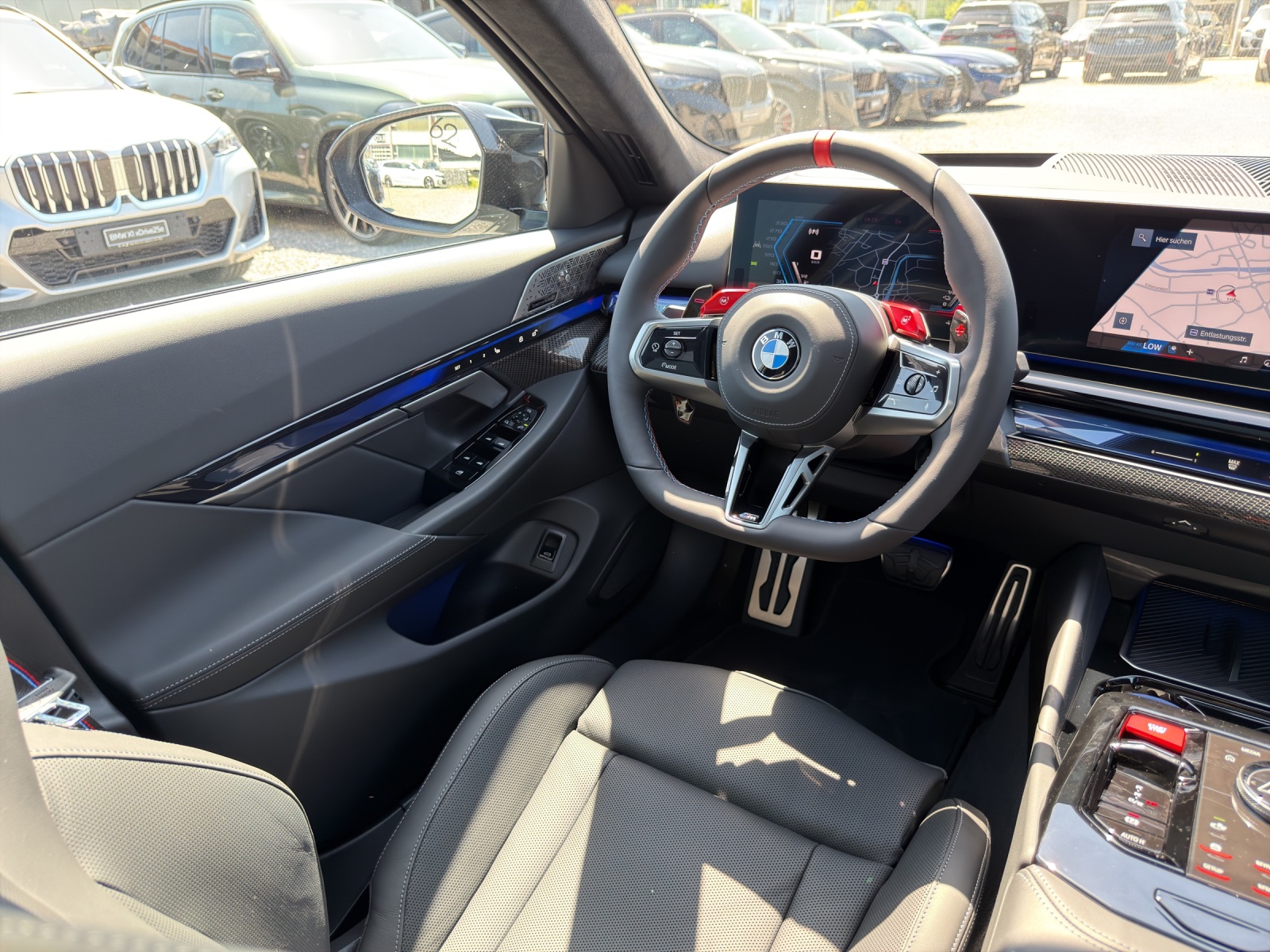 BMW M5 xDrive Touring-image-14