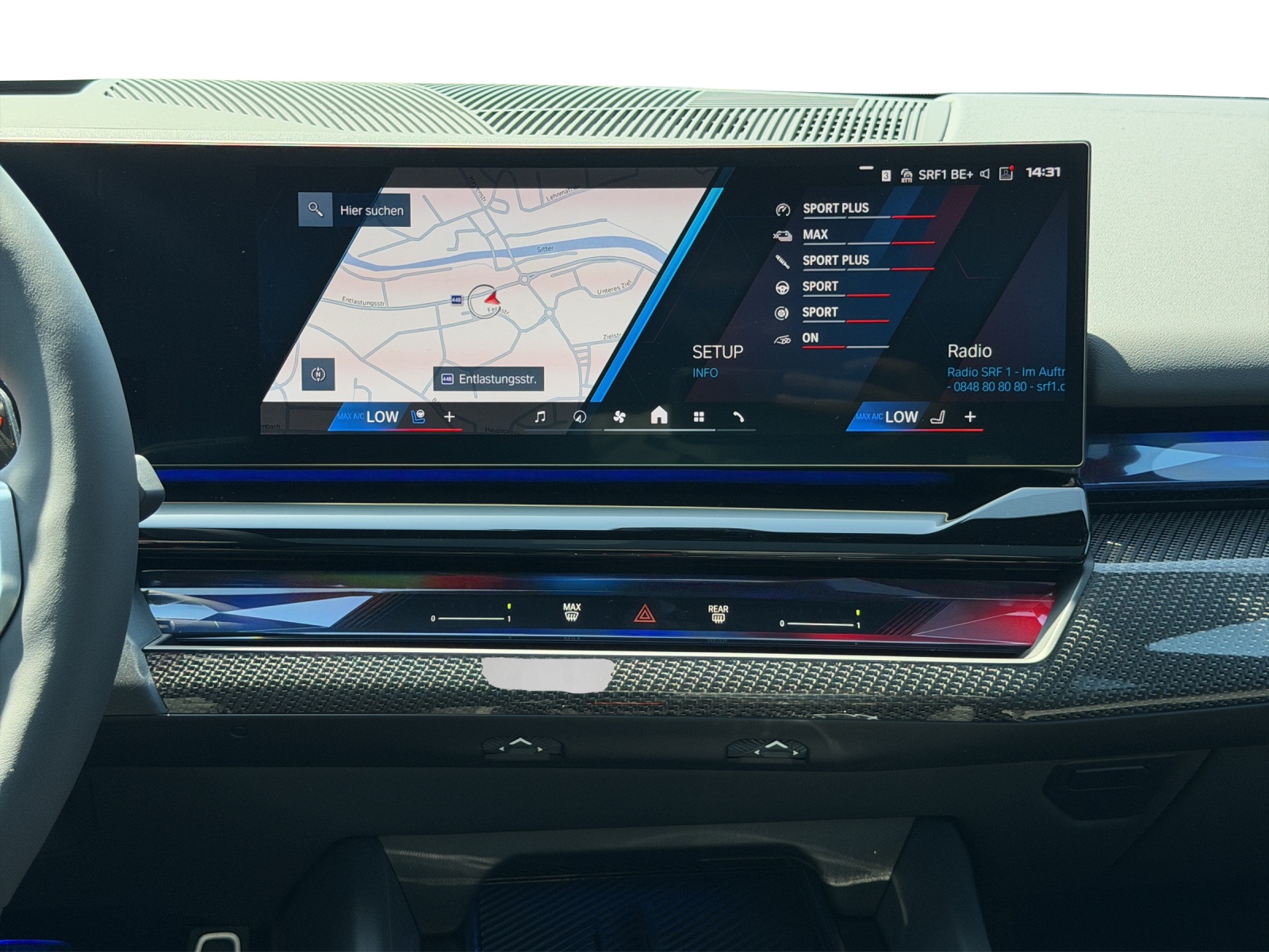 BMW M5 xDrive Touring-image-13