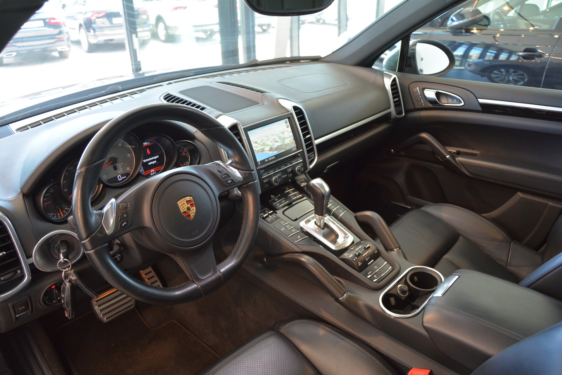 PORSCHE Cayenne S Diesel-image-9