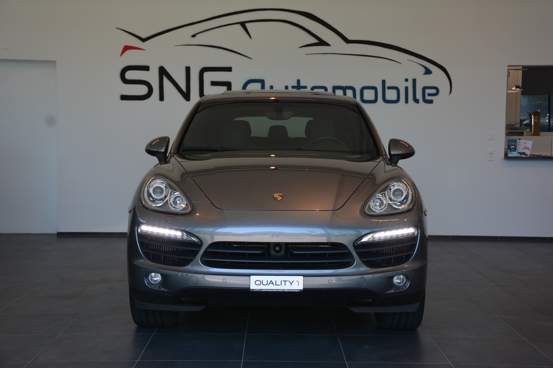 PORSCHE Cayenne S Diesel-image-0