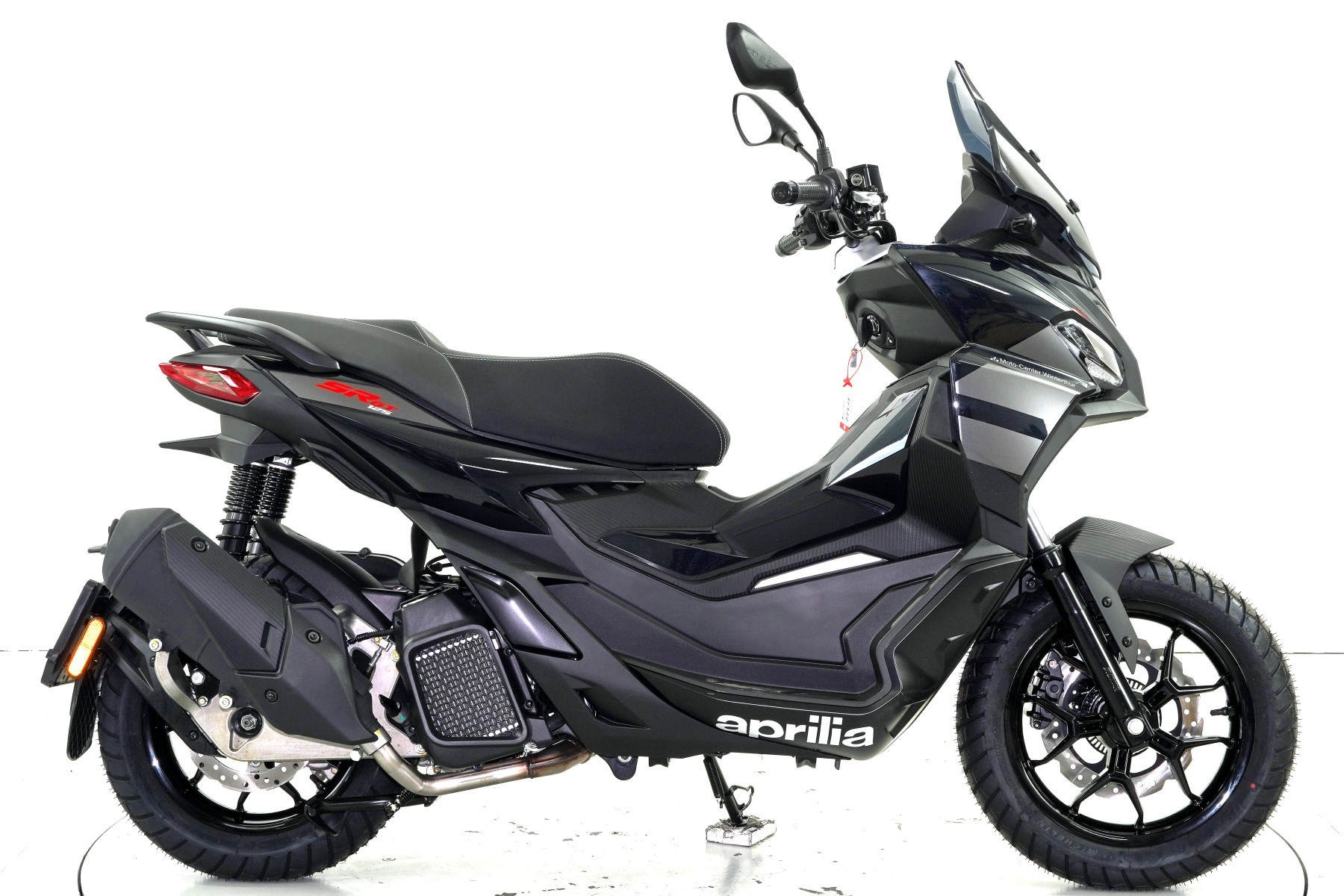 APRILIA SR 125 GT ABS-showroom-element-3