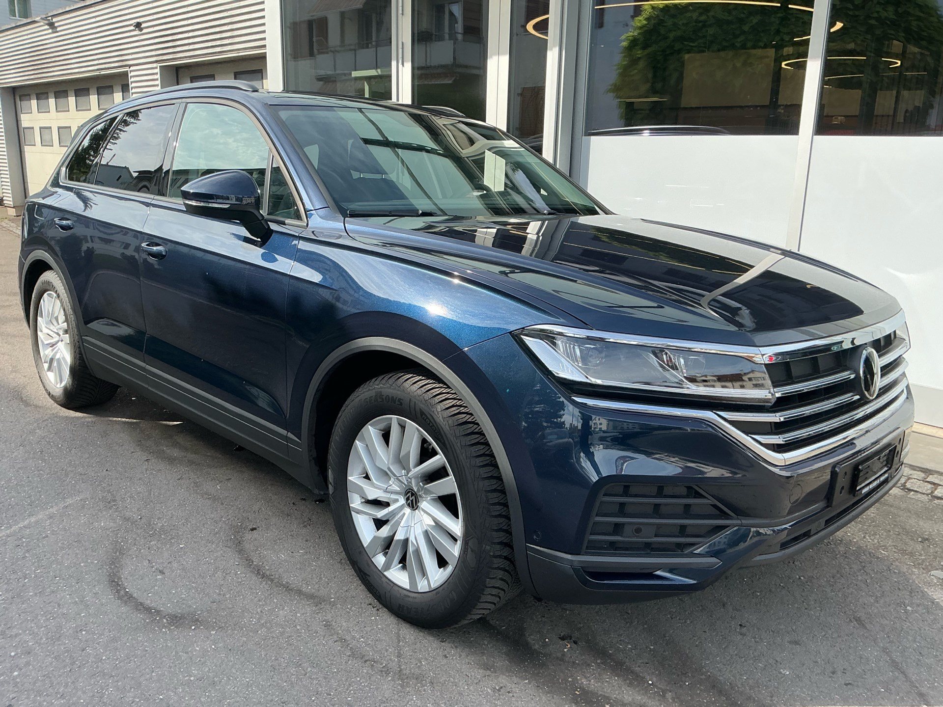 VW Touareg 3.0 TDI 231PS 4MOTION ***INNOVISIONS COCKPIT & ANHÄNGEKUPPLUNG ***-image-2