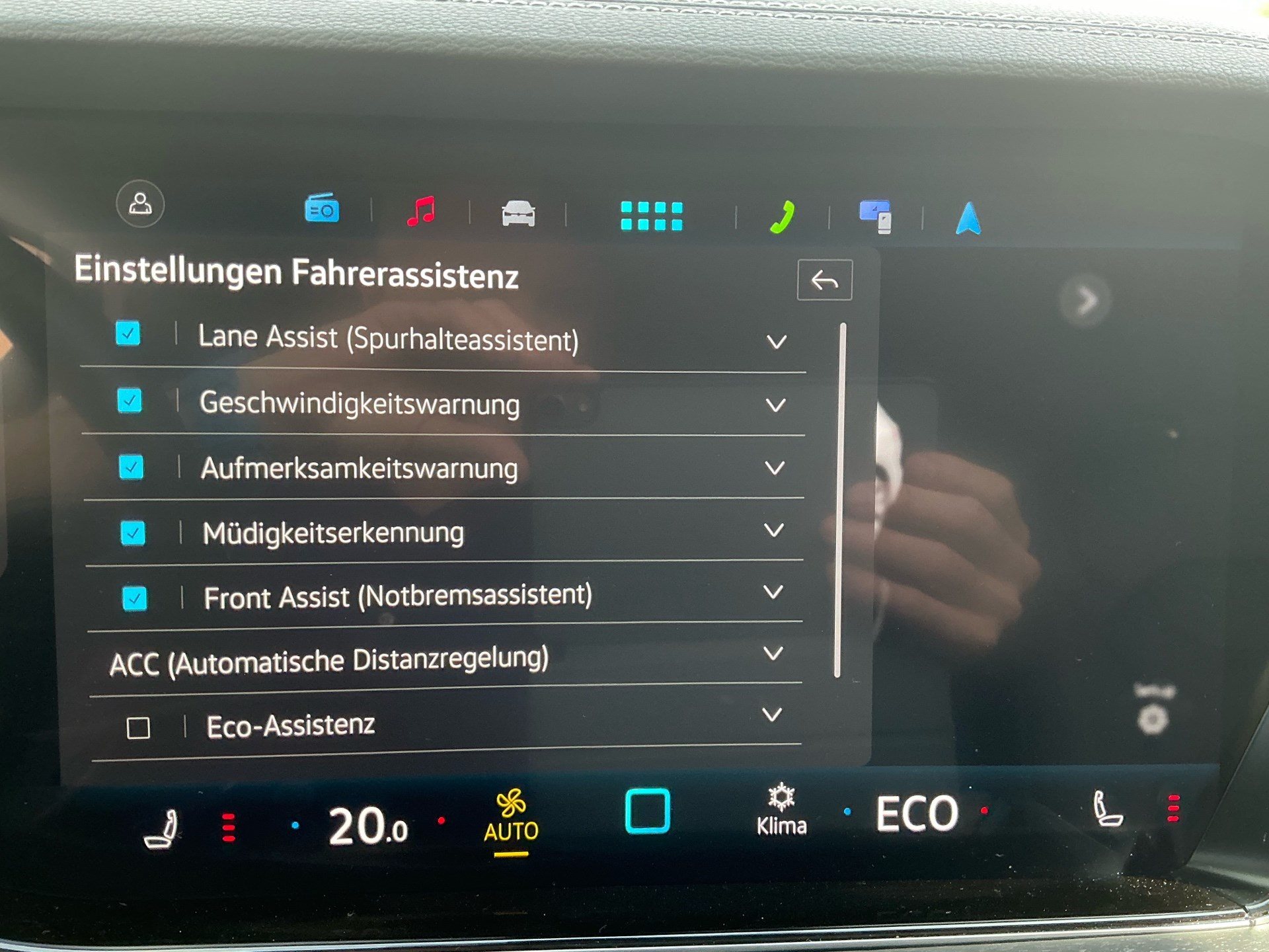 VW Touareg 3.0 TDI 231PS 4MOTION ***INNOVISIONS COCKPIT & ANHÄNGEKUPPLUNG ***-image-16