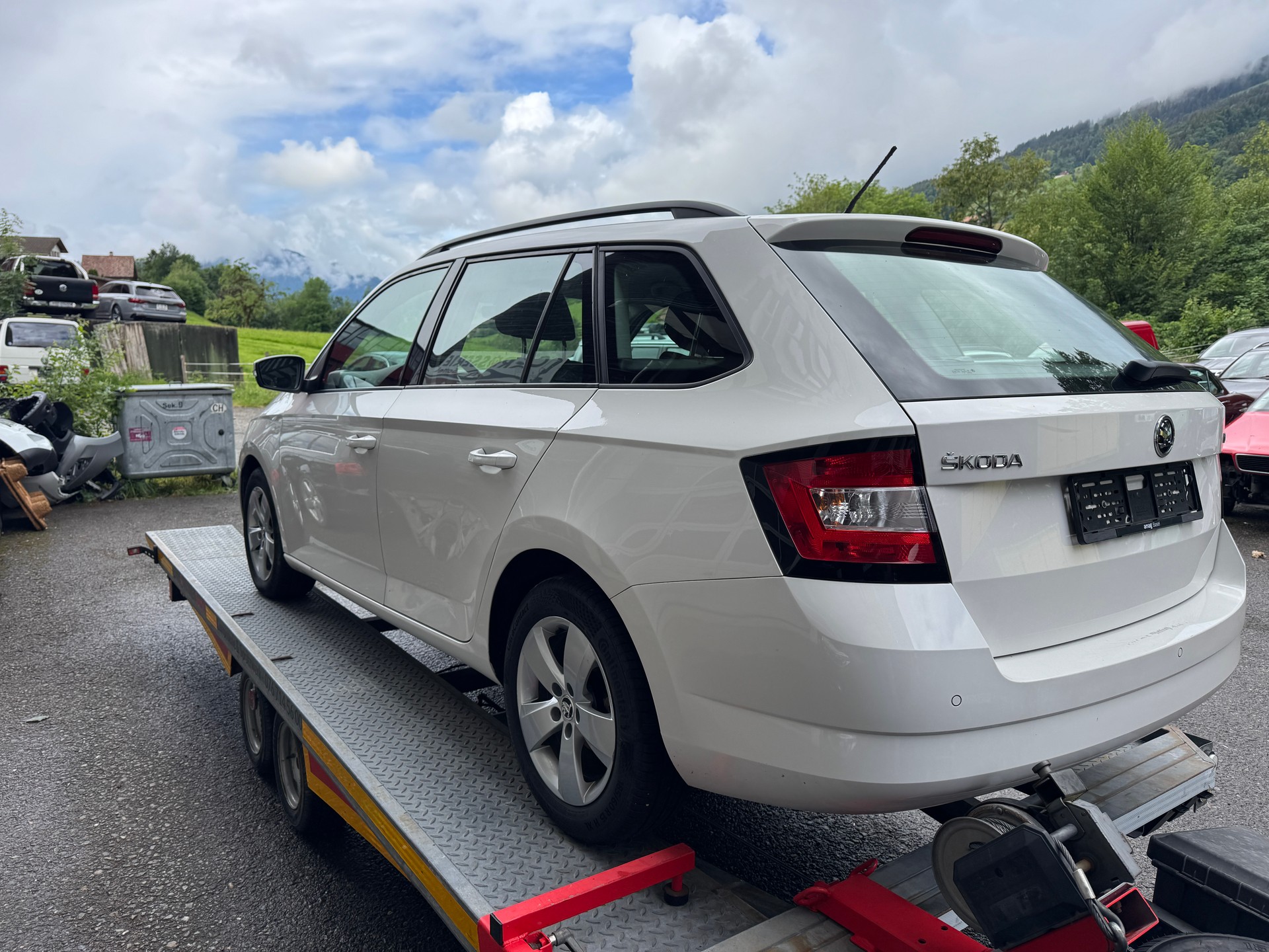 SKODA Fabia 1.4 TDI Ambition DSG-image-6