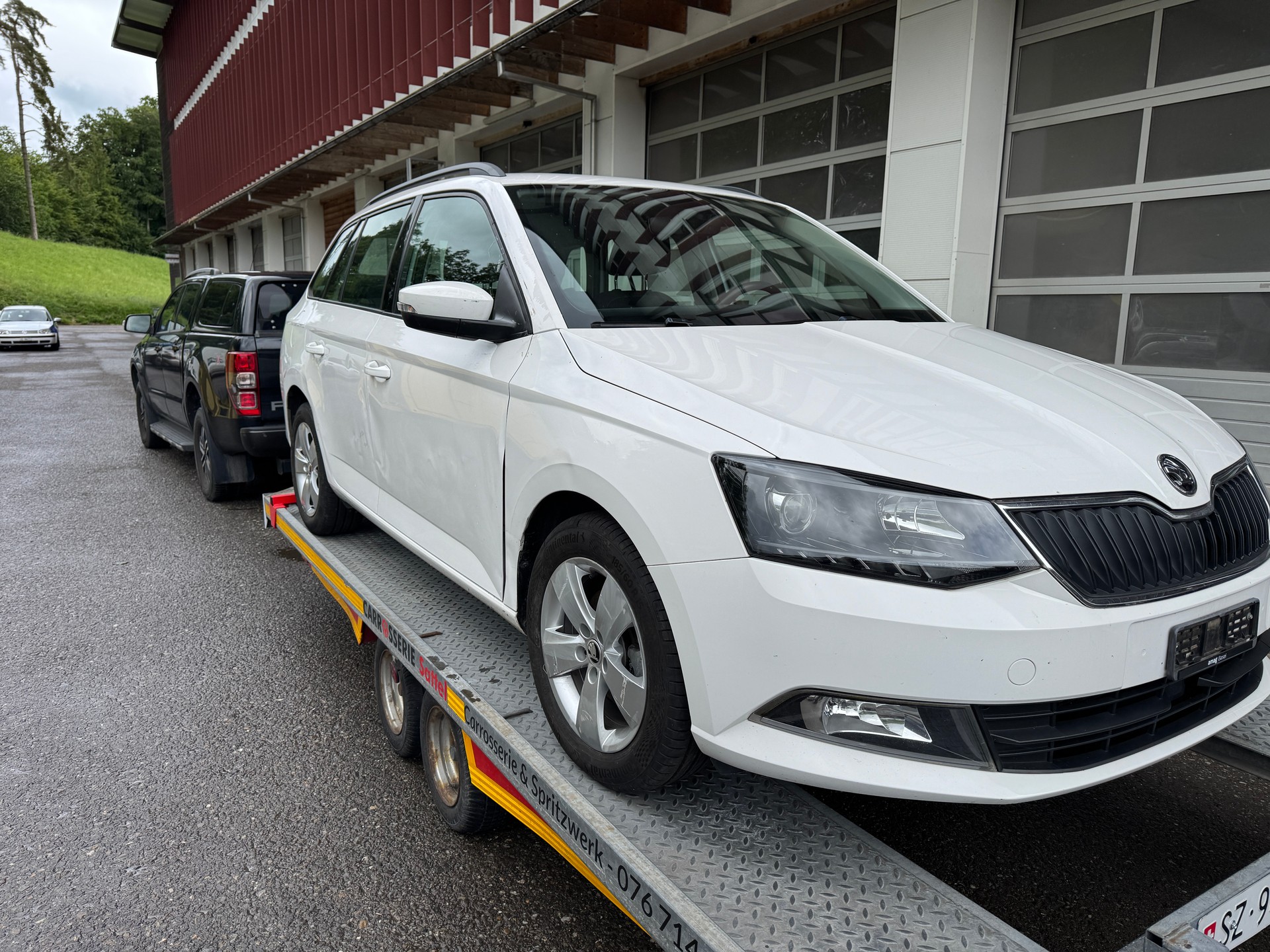 SKODA Fabia 1.4 TDI Ambition DSG-image-2
