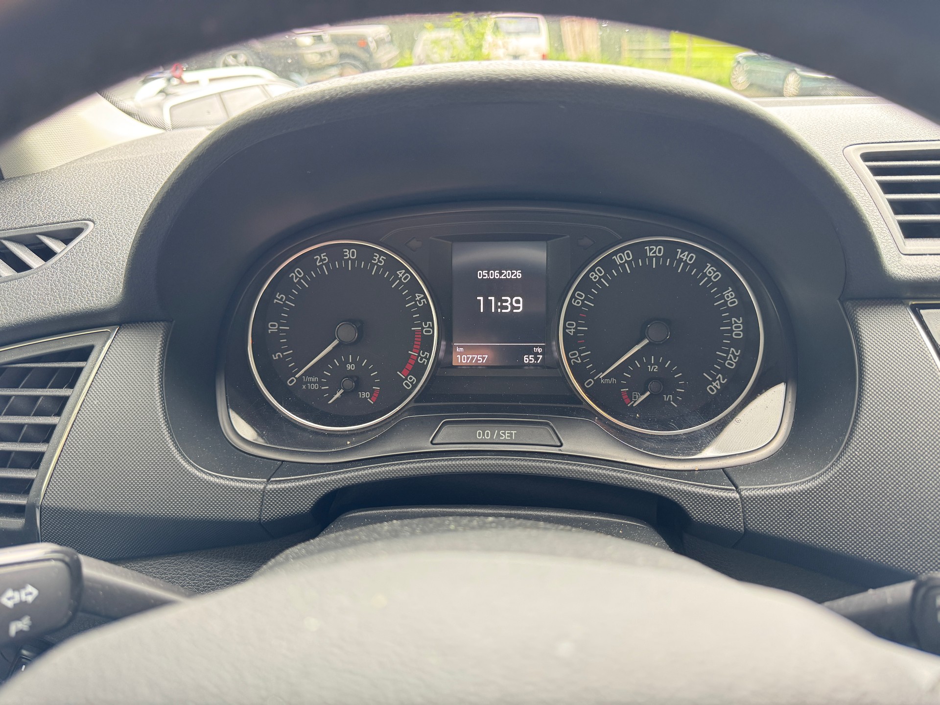 SKODA Fabia 1.4 TDI Ambition DSG-image-10