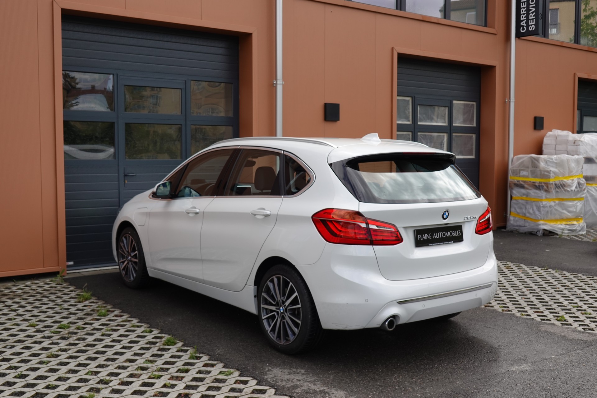 BMW 225xe iPerformance Active Tourer " * Véhicule CH * Caméra + Capteurs * Hayon électrique * Tempomat * Phares automatiques "-image-9