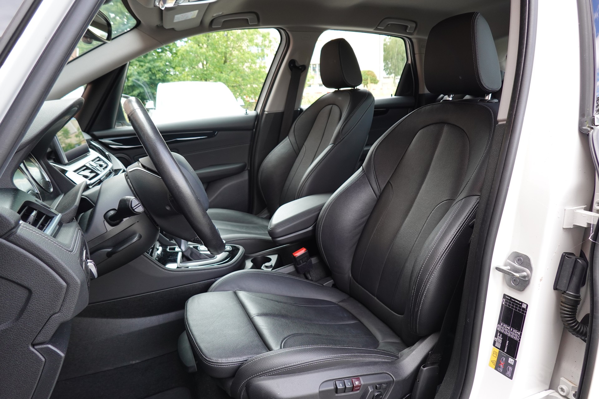 BMW 225xe iPerformance Active Tourer " * Véhicule CH * Caméra + Capteurs * Hayon électrique * Tempomat * Phares automatiques "-image-23