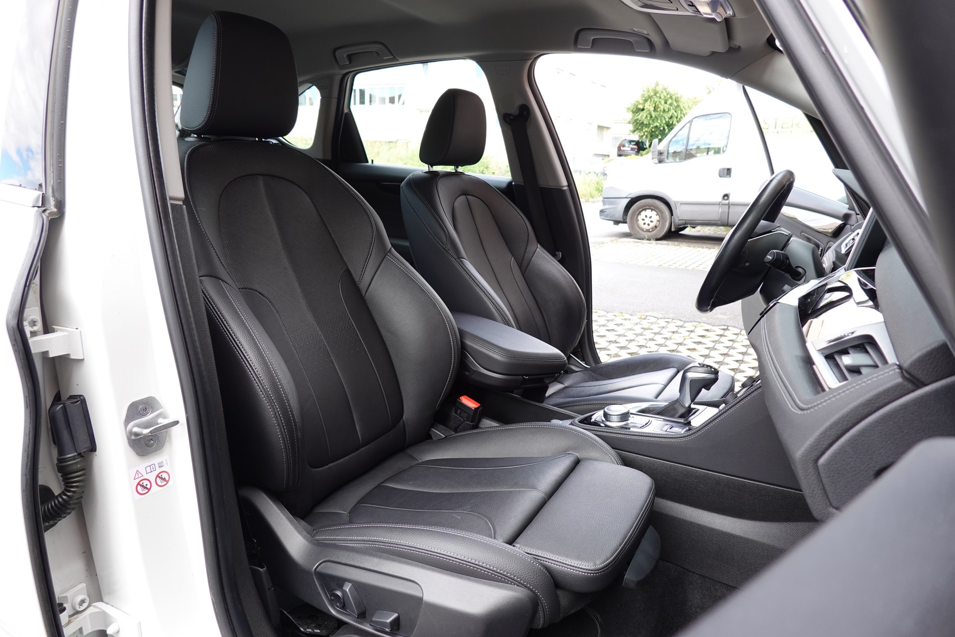 BMW 225xe iPerformance Active Tourer " * Véhicule CH * Caméra + Capteurs * Hayon électrique * Tempomat * Phares automatiques "-image-25