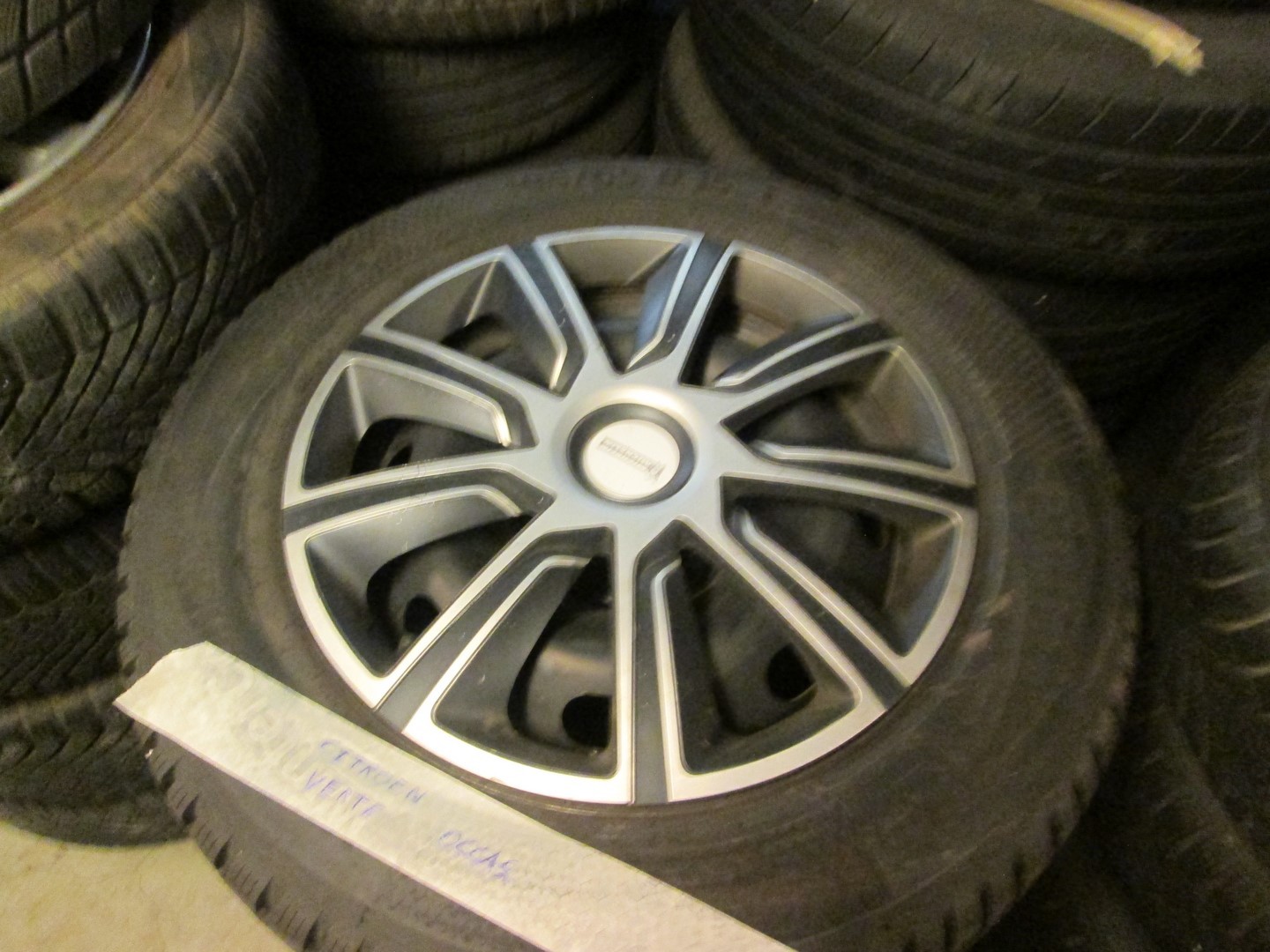 CITROEN C3 1.2i PureTech Swiss Edition EAT6-image-8