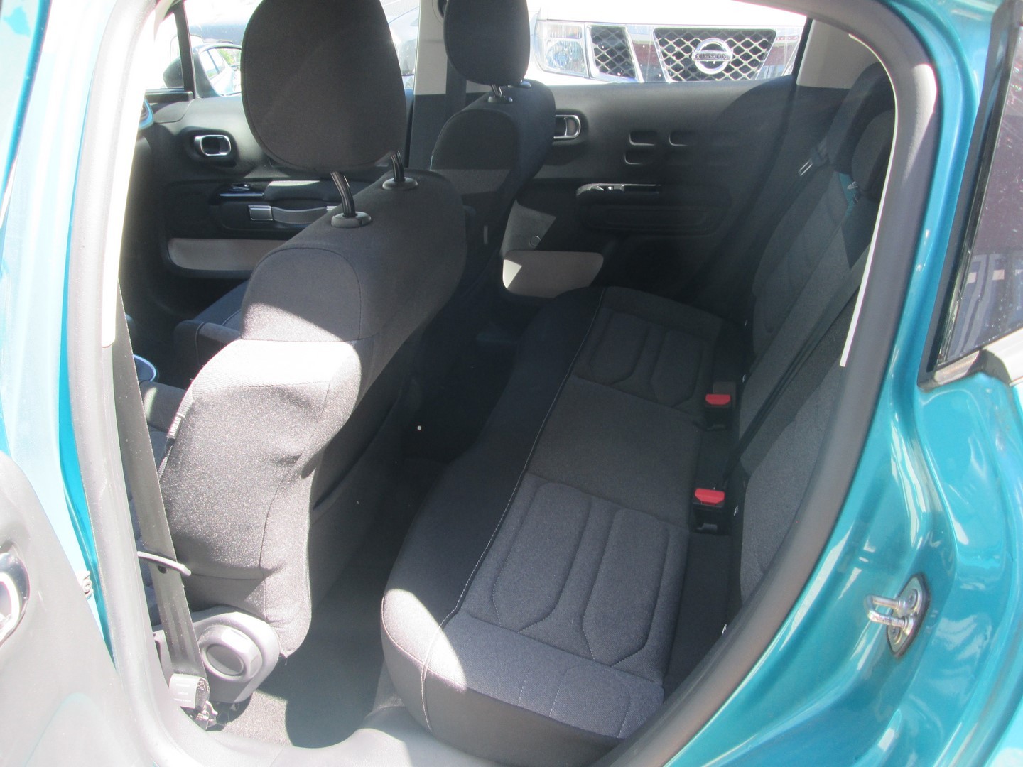 CITROEN C3 1.2i PureTech Swiss Edition EAT6-image-5