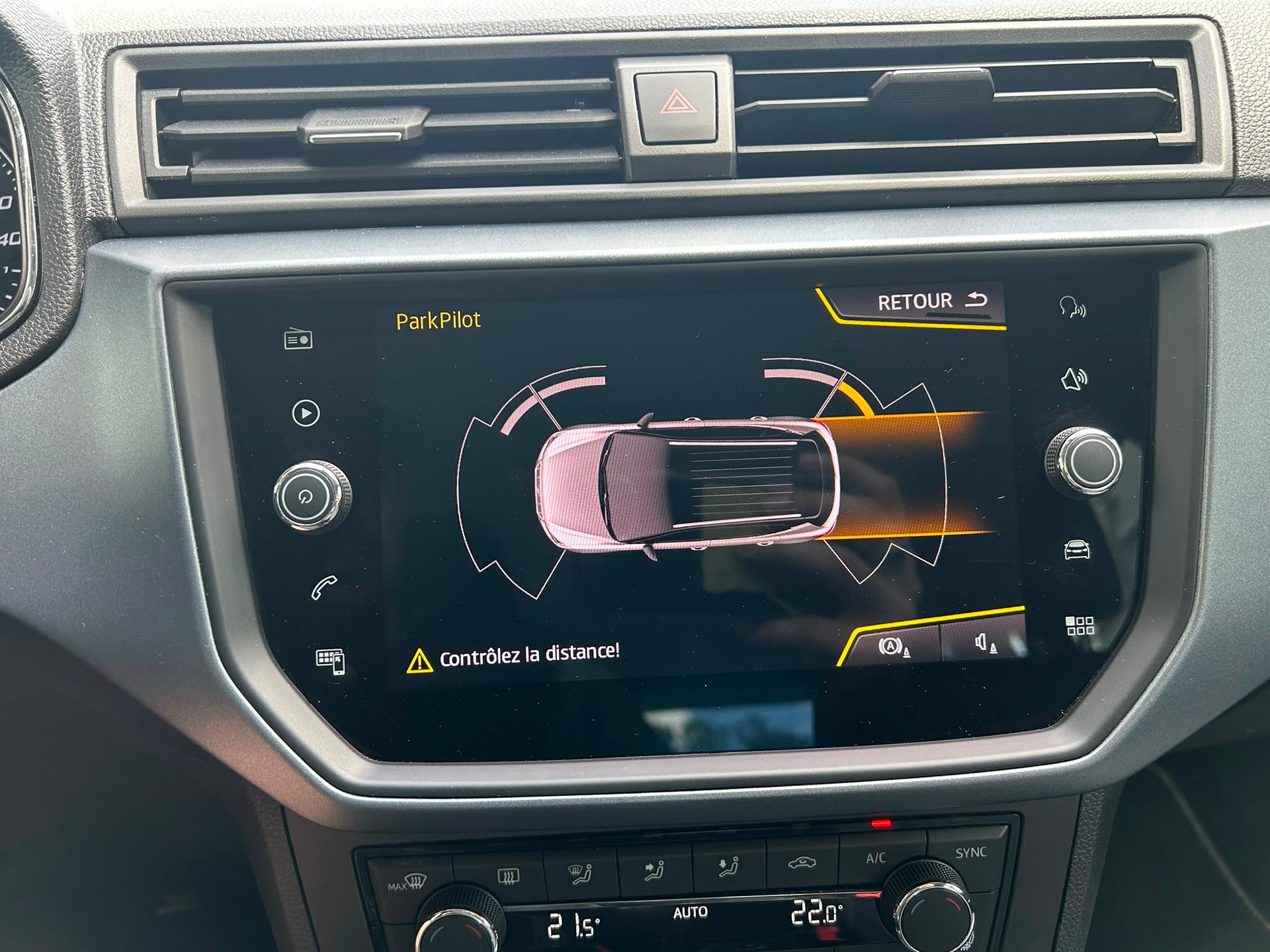 SEAT Arona 1.0 TSI Eco Reference-image-14