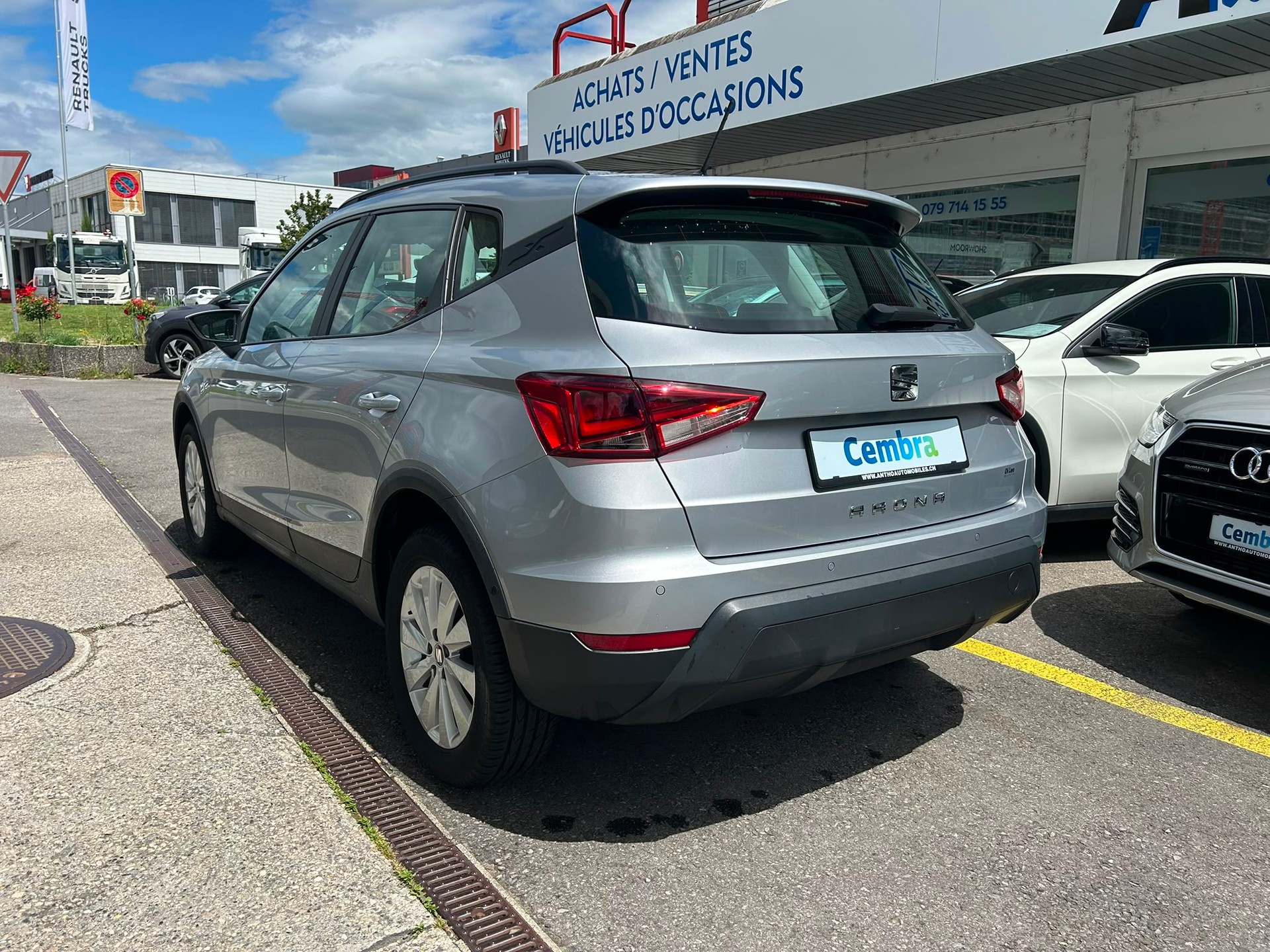 SEAT Arona 1.0 TSI Eco Reference-image-2