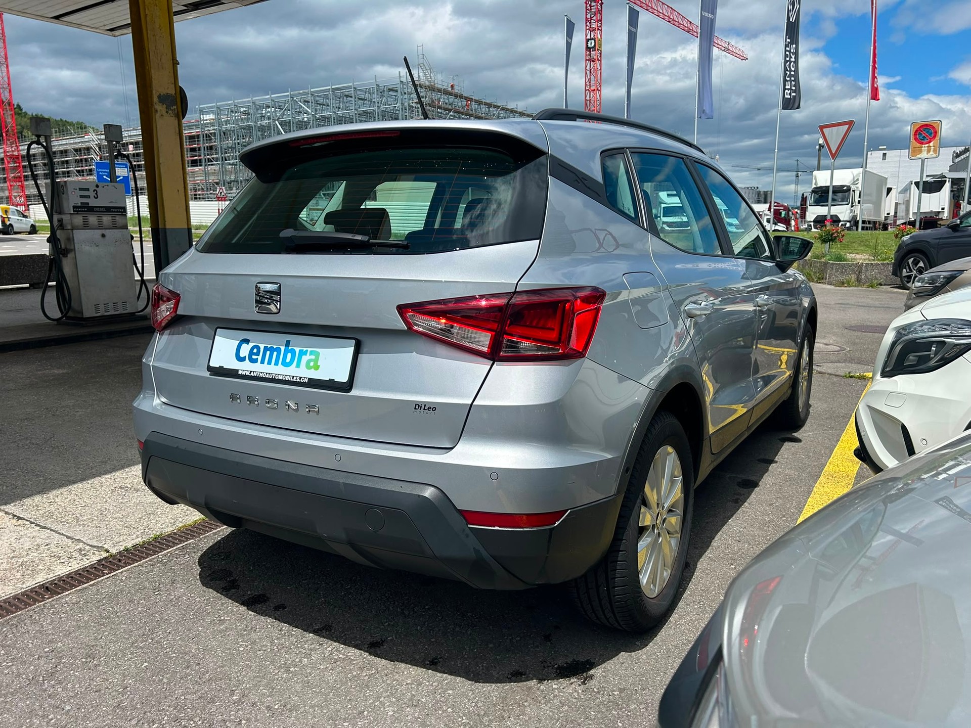 SEAT Arona 1.0 TSI Eco Reference-image-3