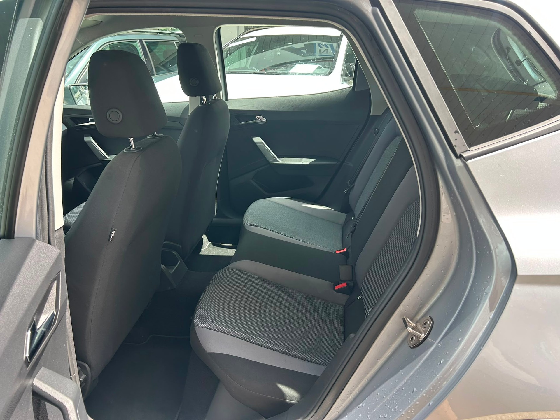 SEAT Arona 1.0 TSI Eco Reference-image-5