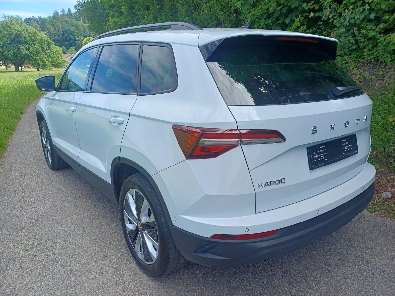SKODA Karoq 2.0 TDI CR Style 4x4 DSG-image-3
