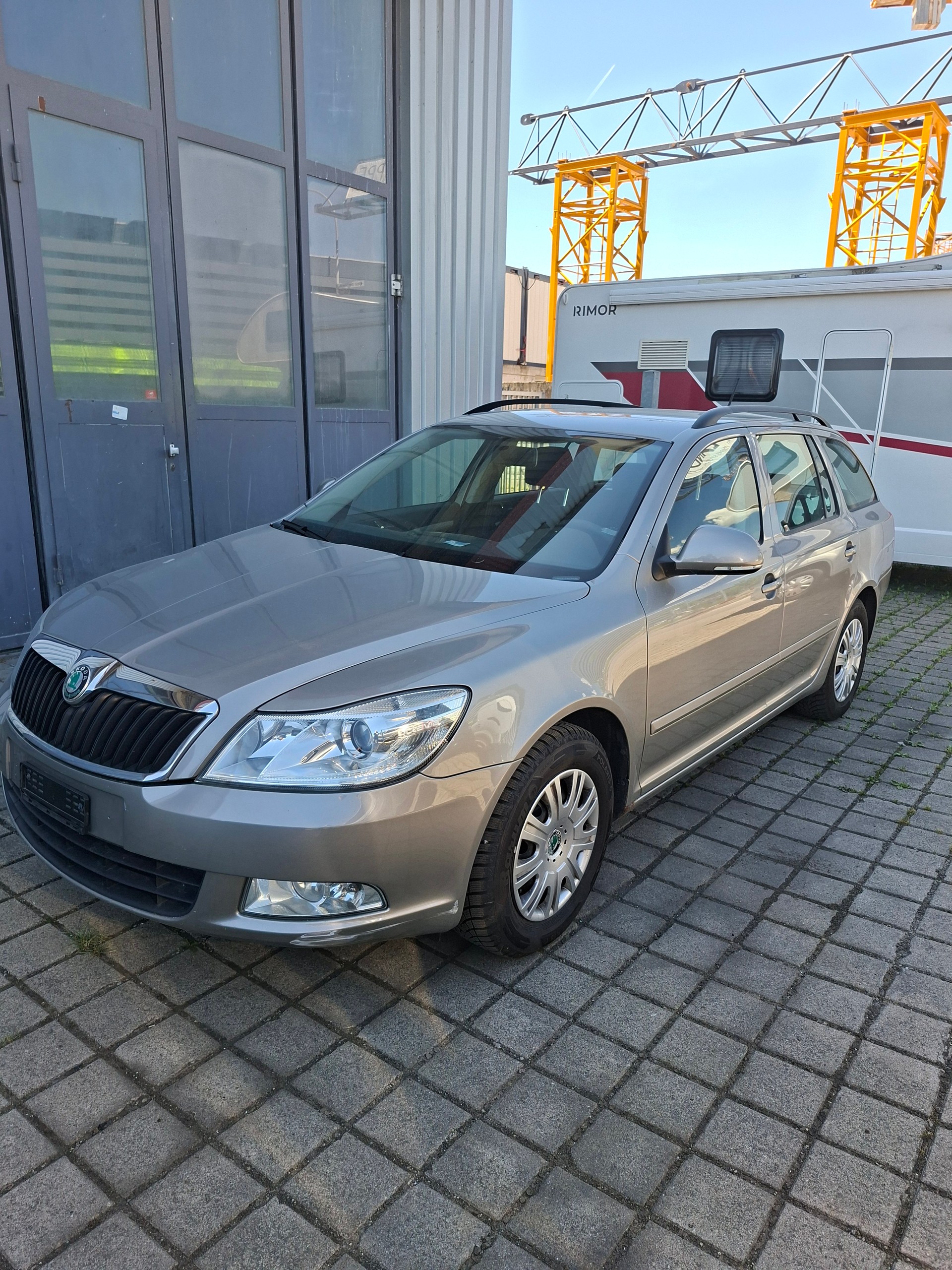 SKODA Octavia Combi 1.4 TSI Ambiente