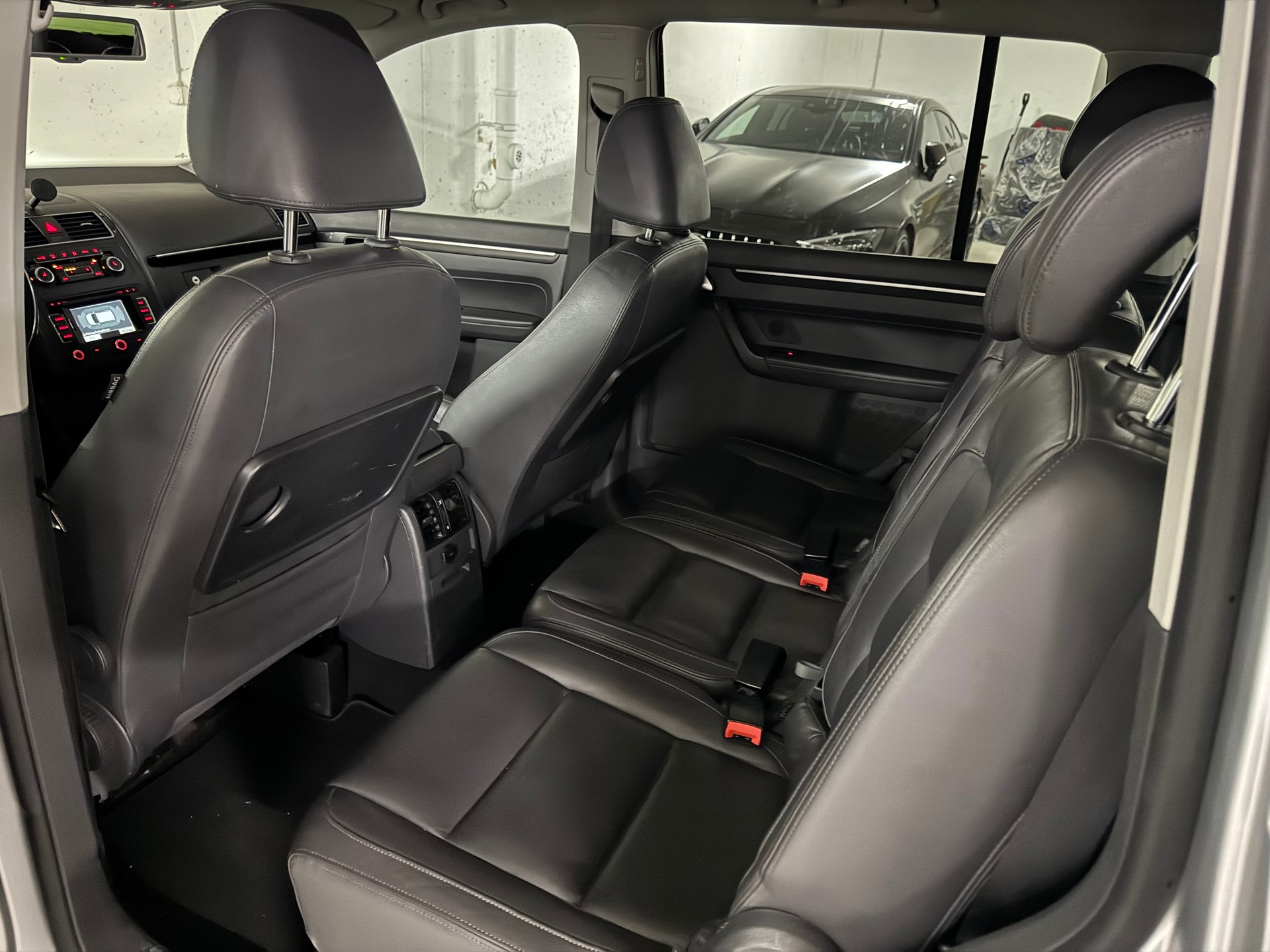 VW Touran 1.4 TSI Highline DSG 7-Platz-image-14