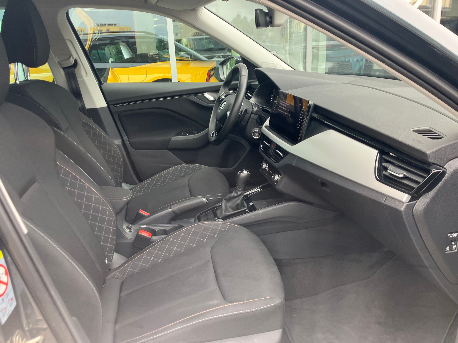 SKODA Kamiq 1.0 TSI Drive DSG-image-7