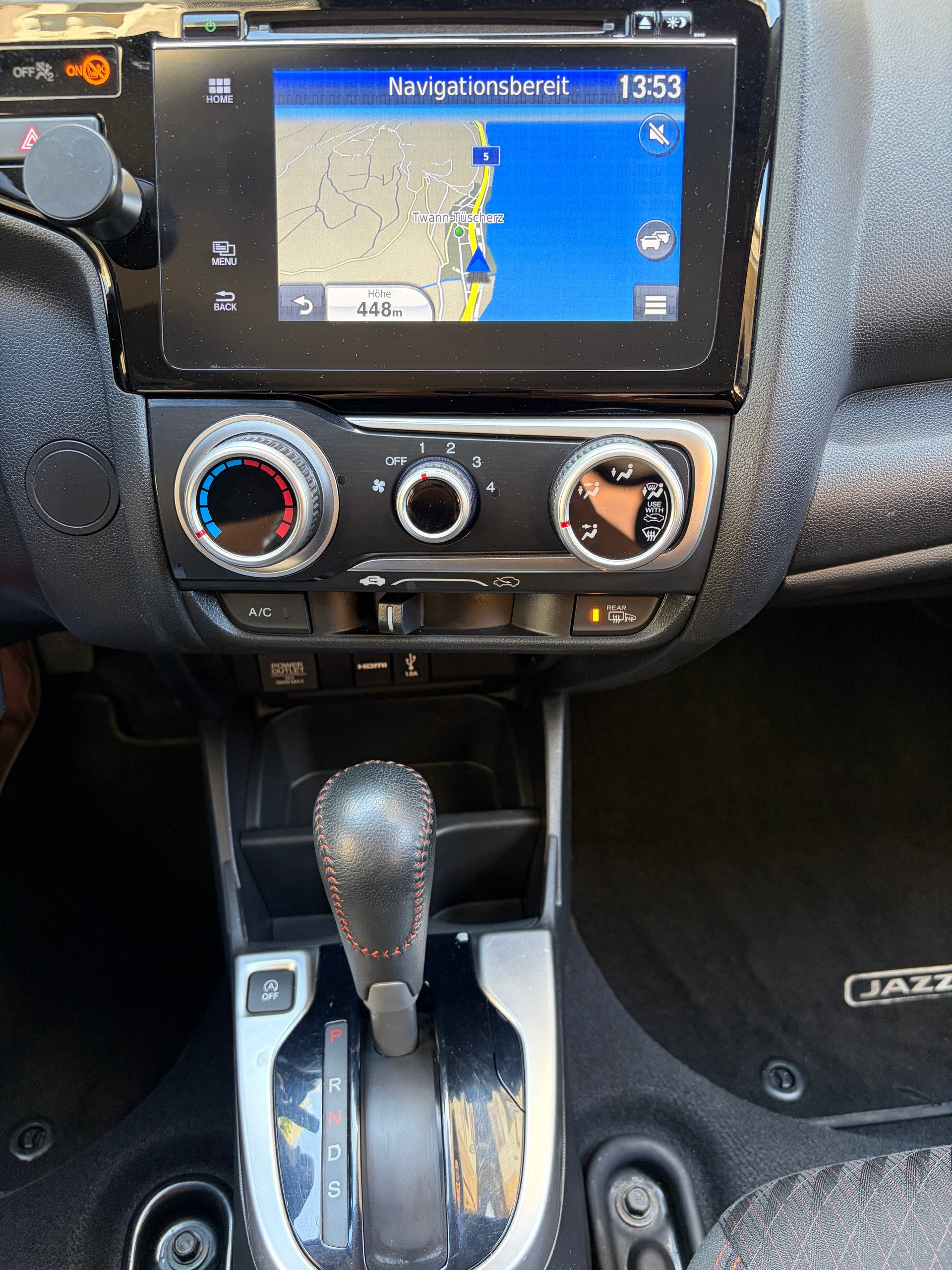 HONDA 1.5i-VTEC Dynamic CVT-image-12