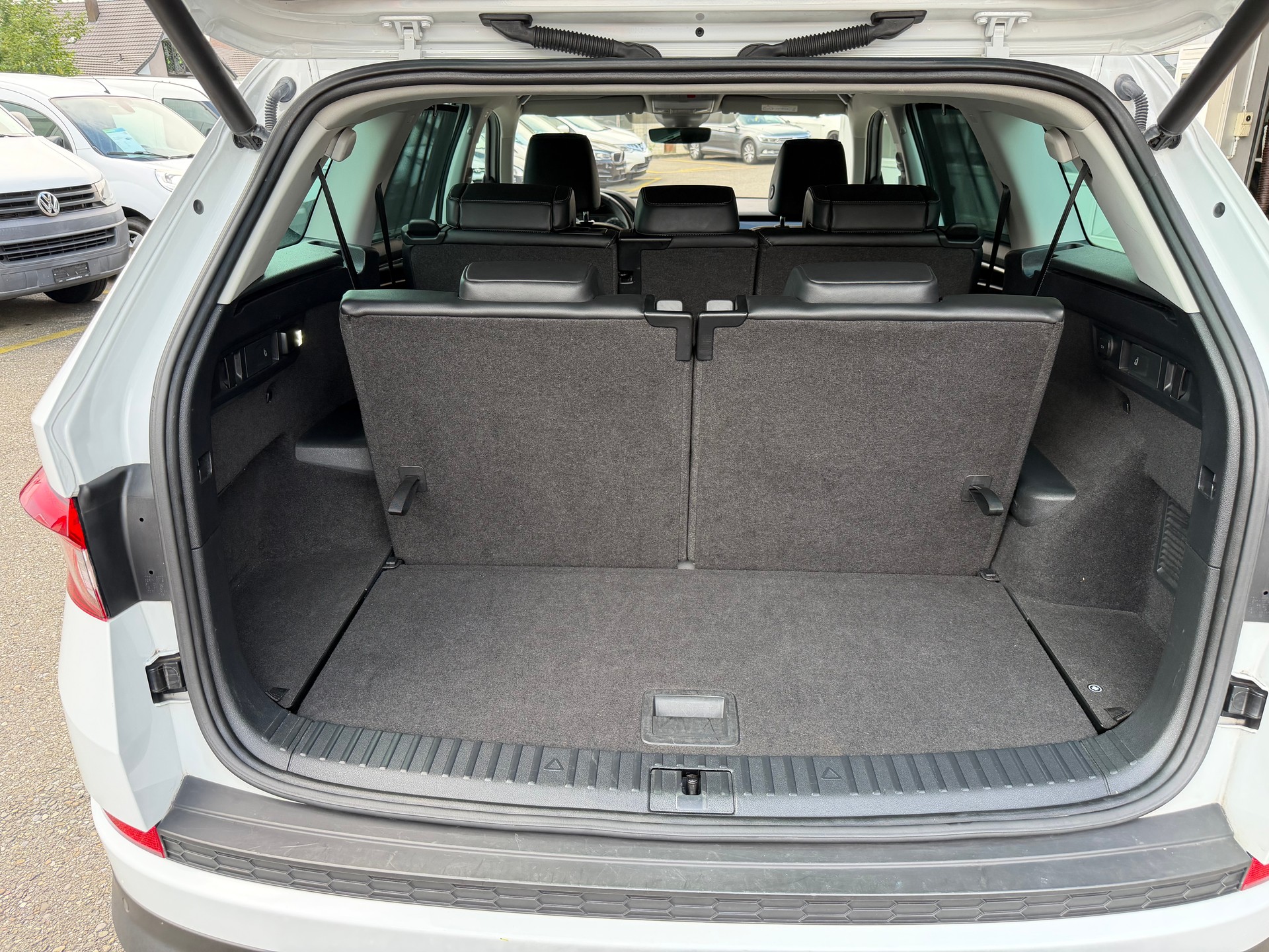 SKODA Kodiaq 2.0 TSI Style DSG 4x4-image-14