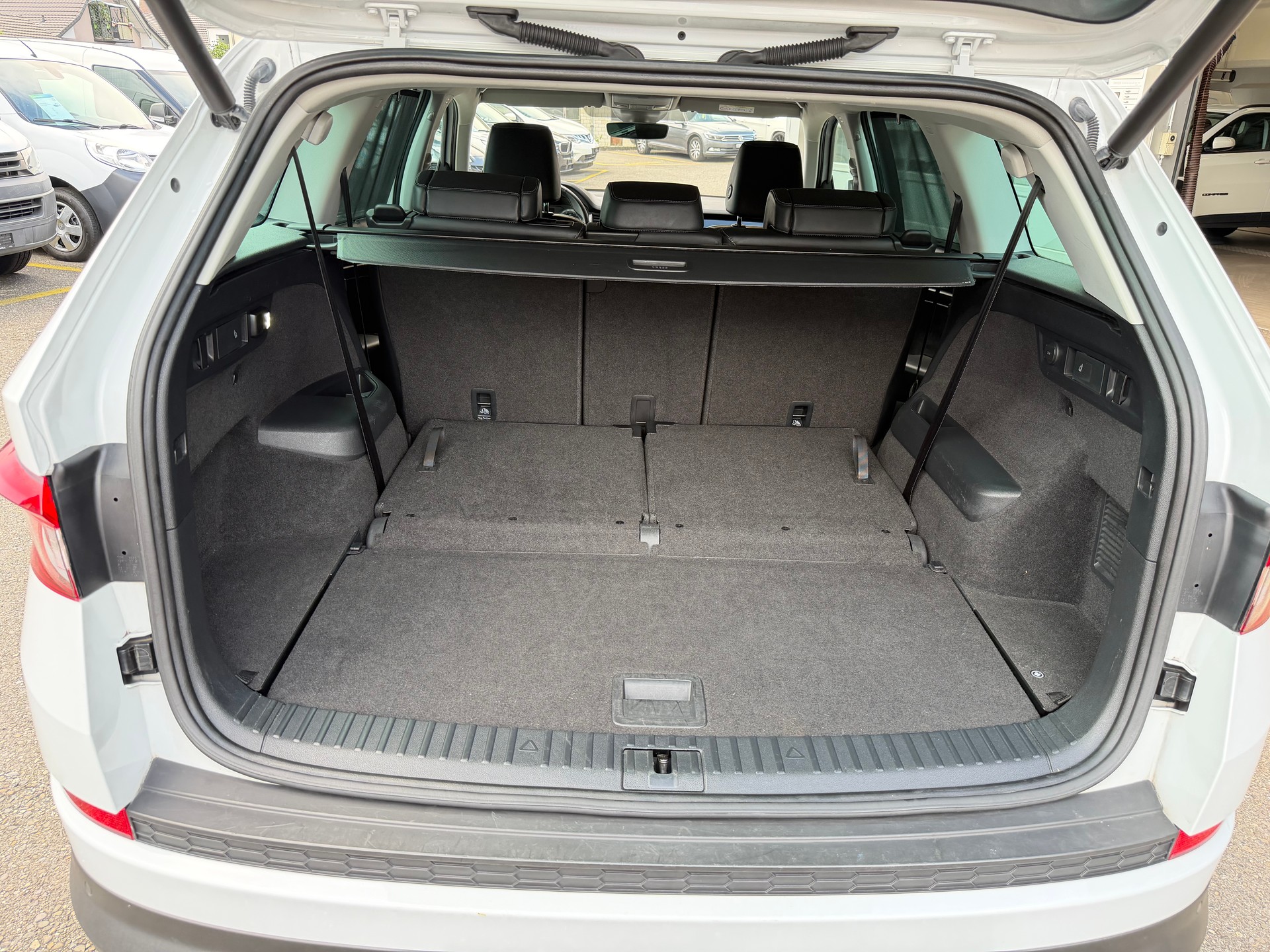 SKODA Kodiaq 2.0 TSI Style DSG 4x4-image-15