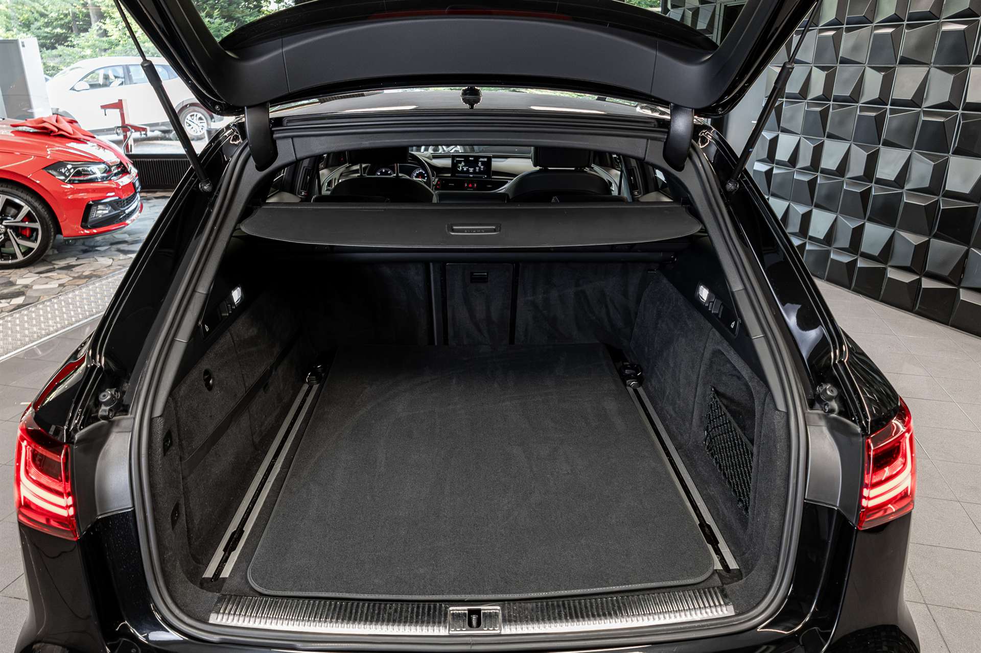 AUDI A6 Avant 3.0 BiTDI V6 quattro tiptronic-image-25